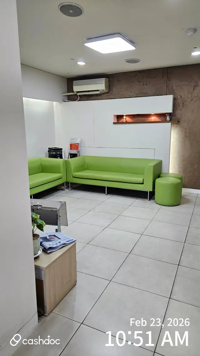 Hospital representative image