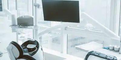 TU Dental Clinic 병원 정보 이미지