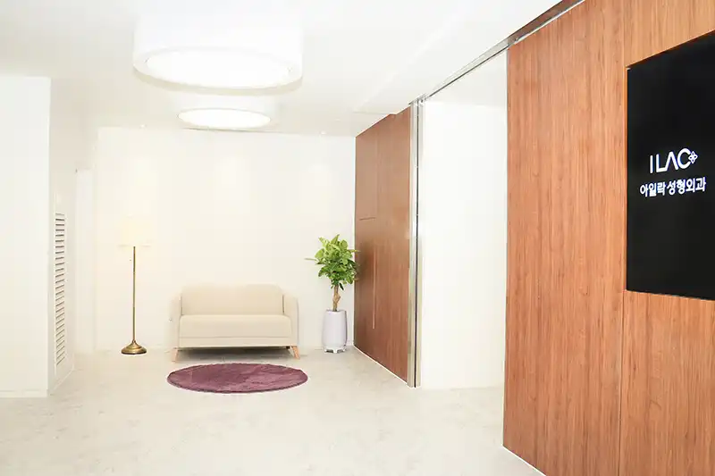 아우라성형외과의원 1