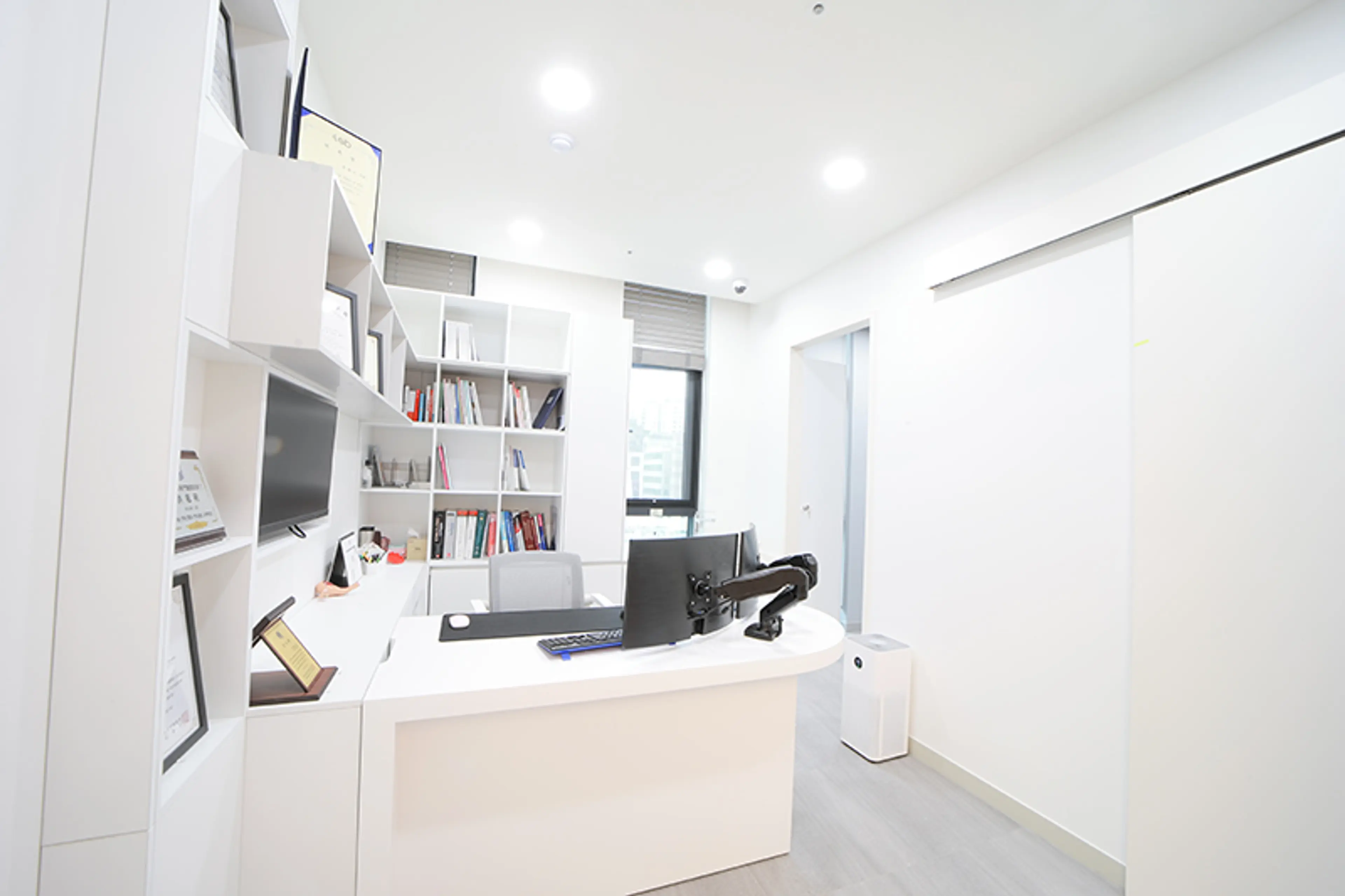 헤스티아여성의원 신사본점 - 13