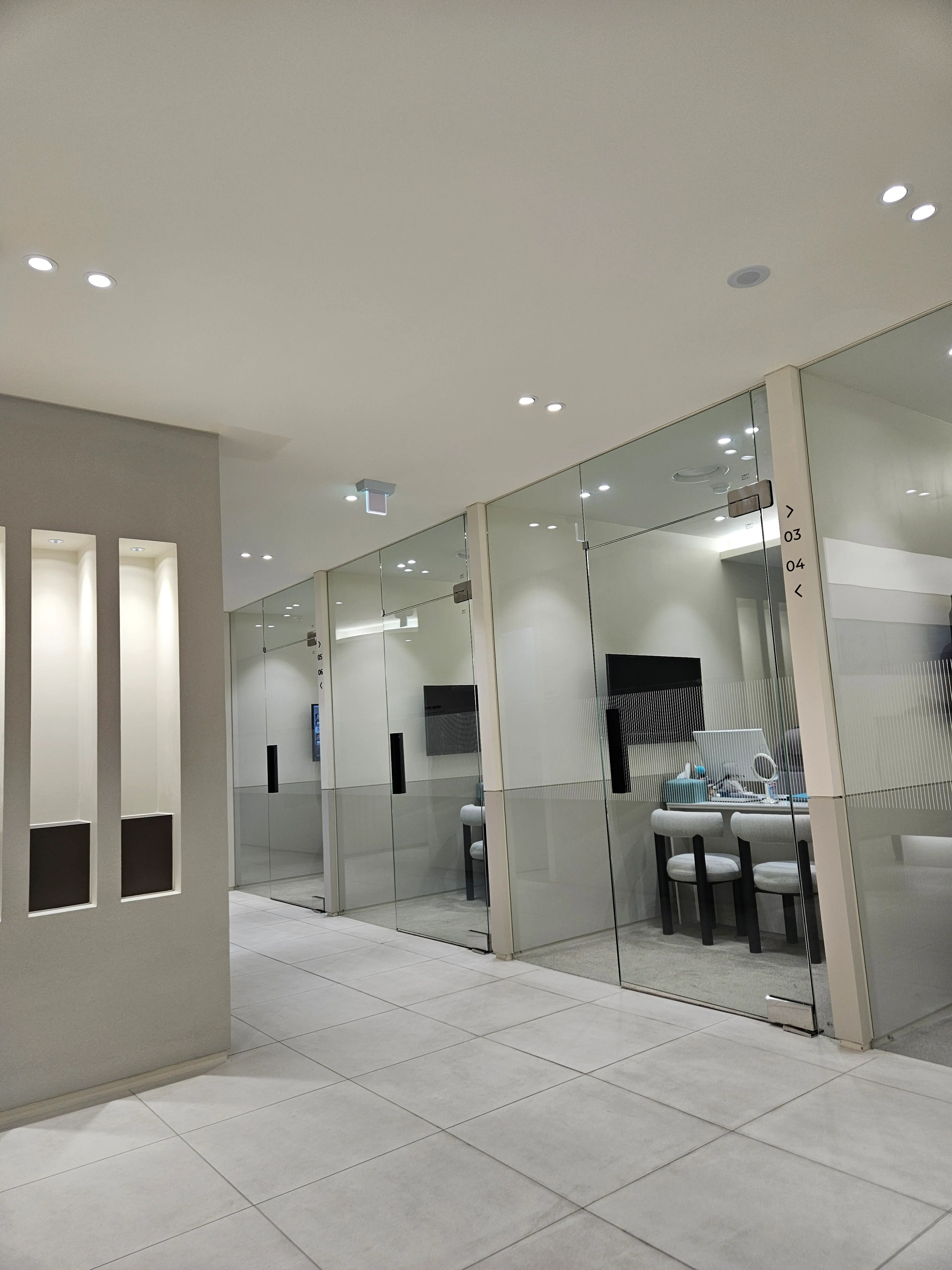 유앤아이의원 창원점 - 8