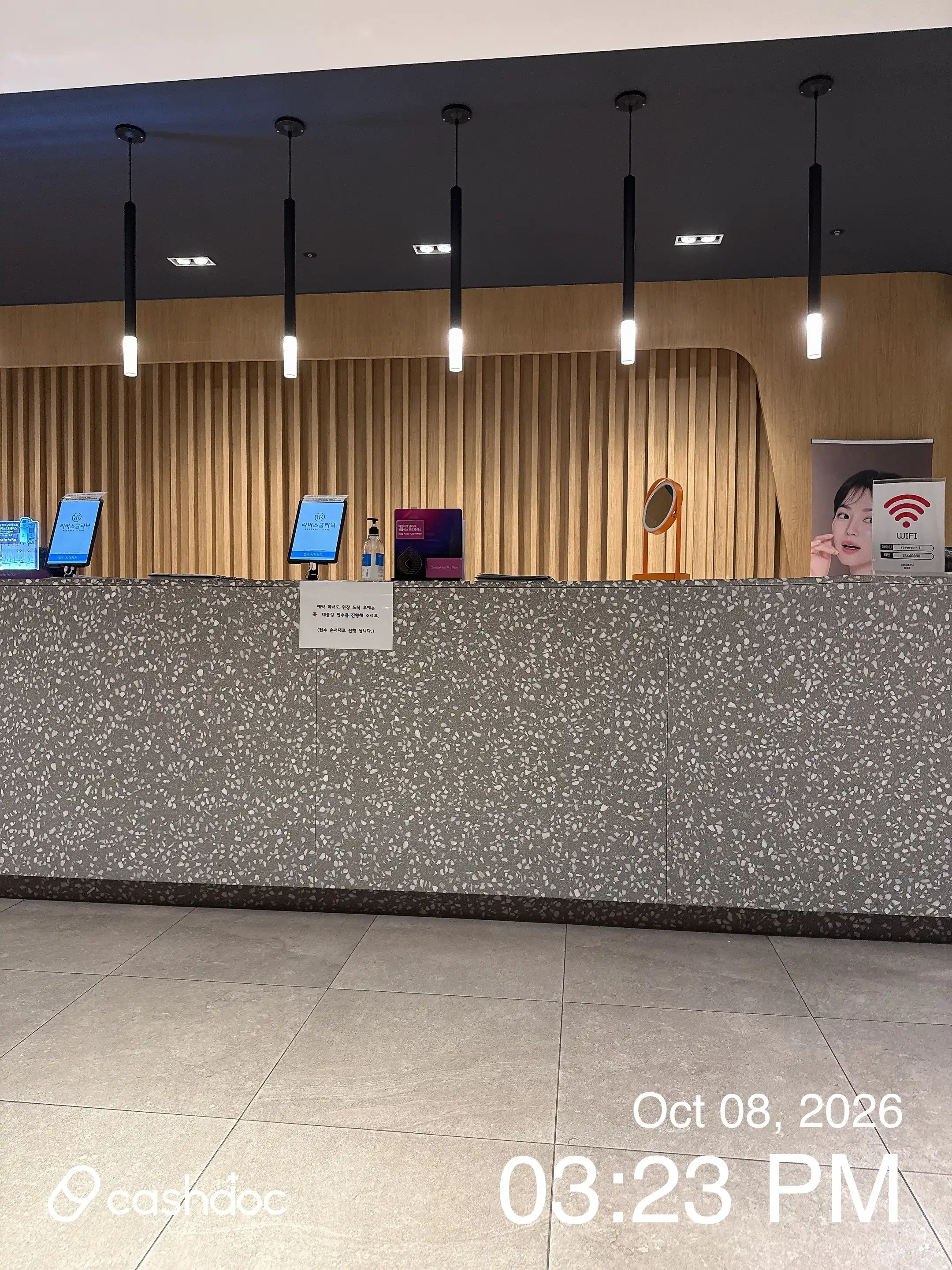 Reverse Clinic Hongdae Branch 32