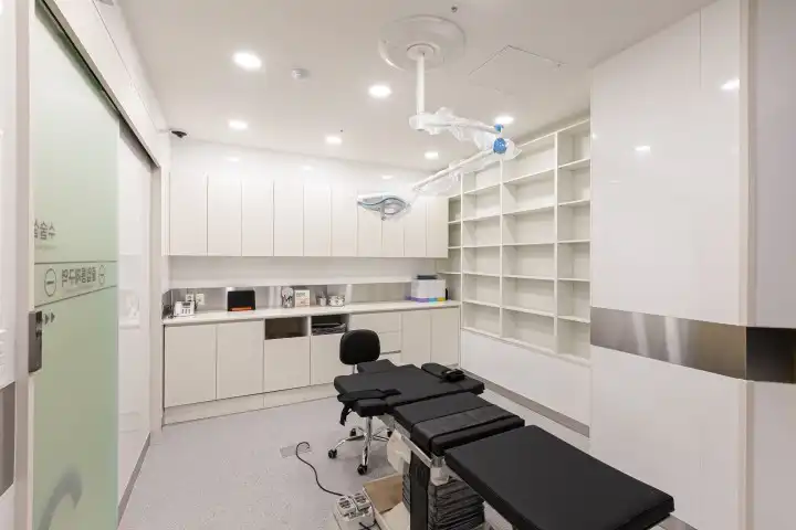 Ium Plastic Surgery Clinic 14