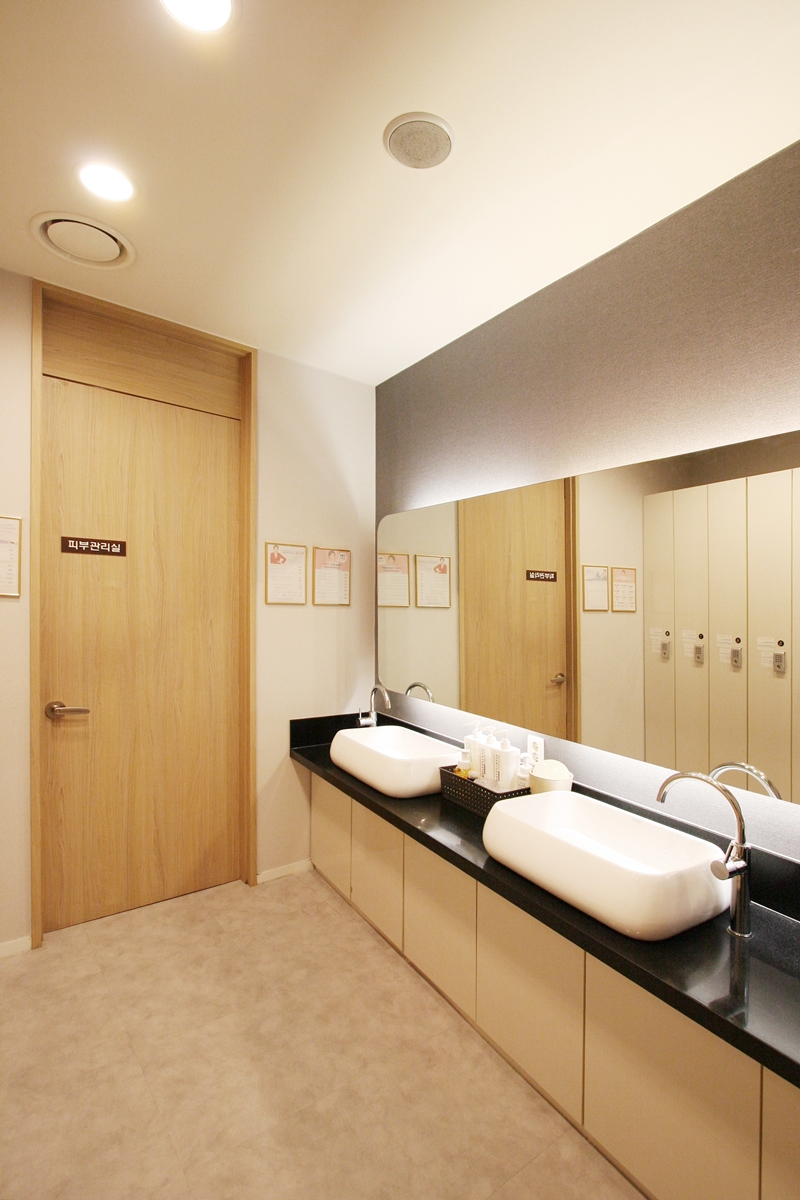 리버스클리닉 수원점 병원 정보 이미지