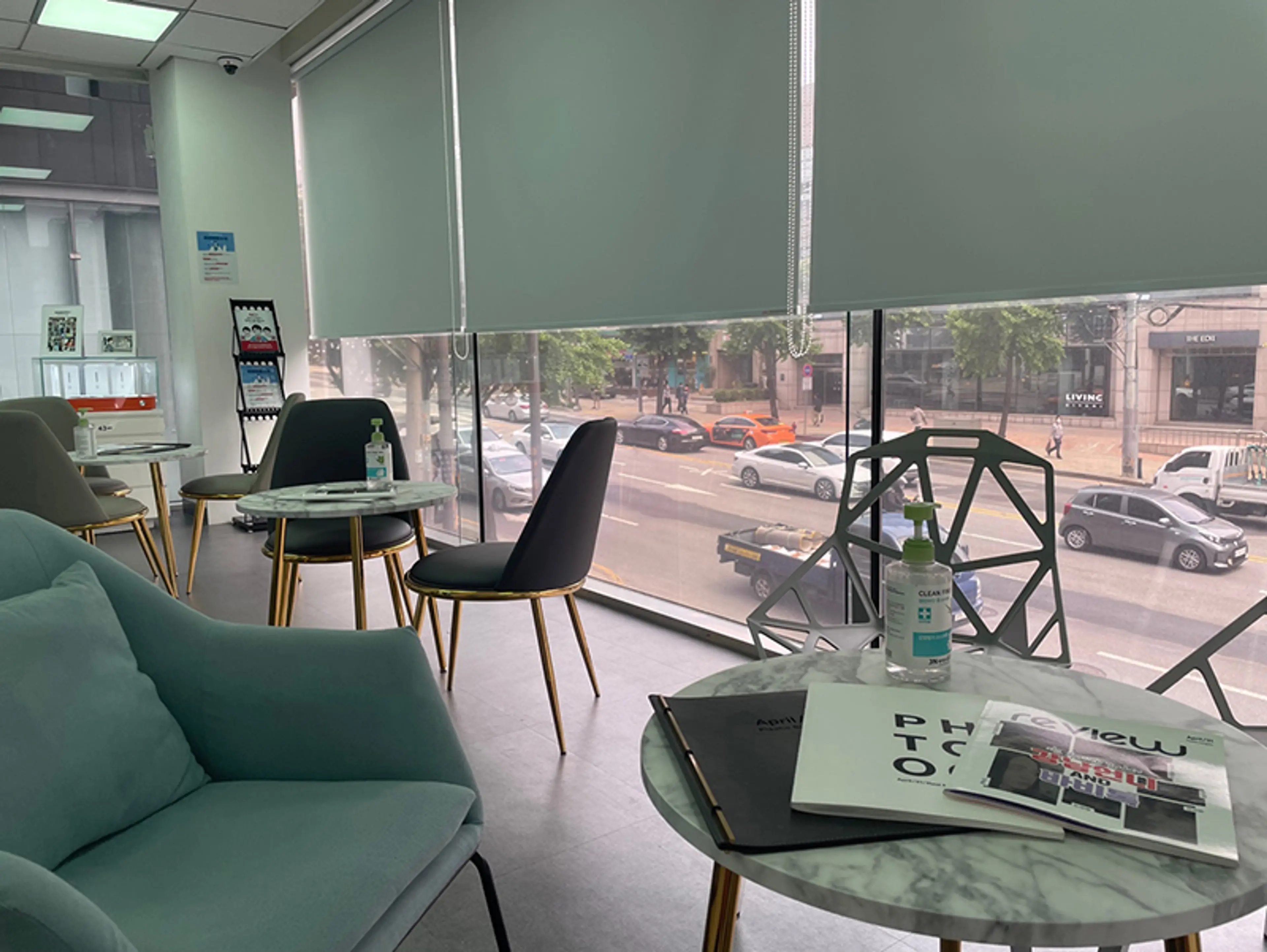 4월31일성형외과 - 9