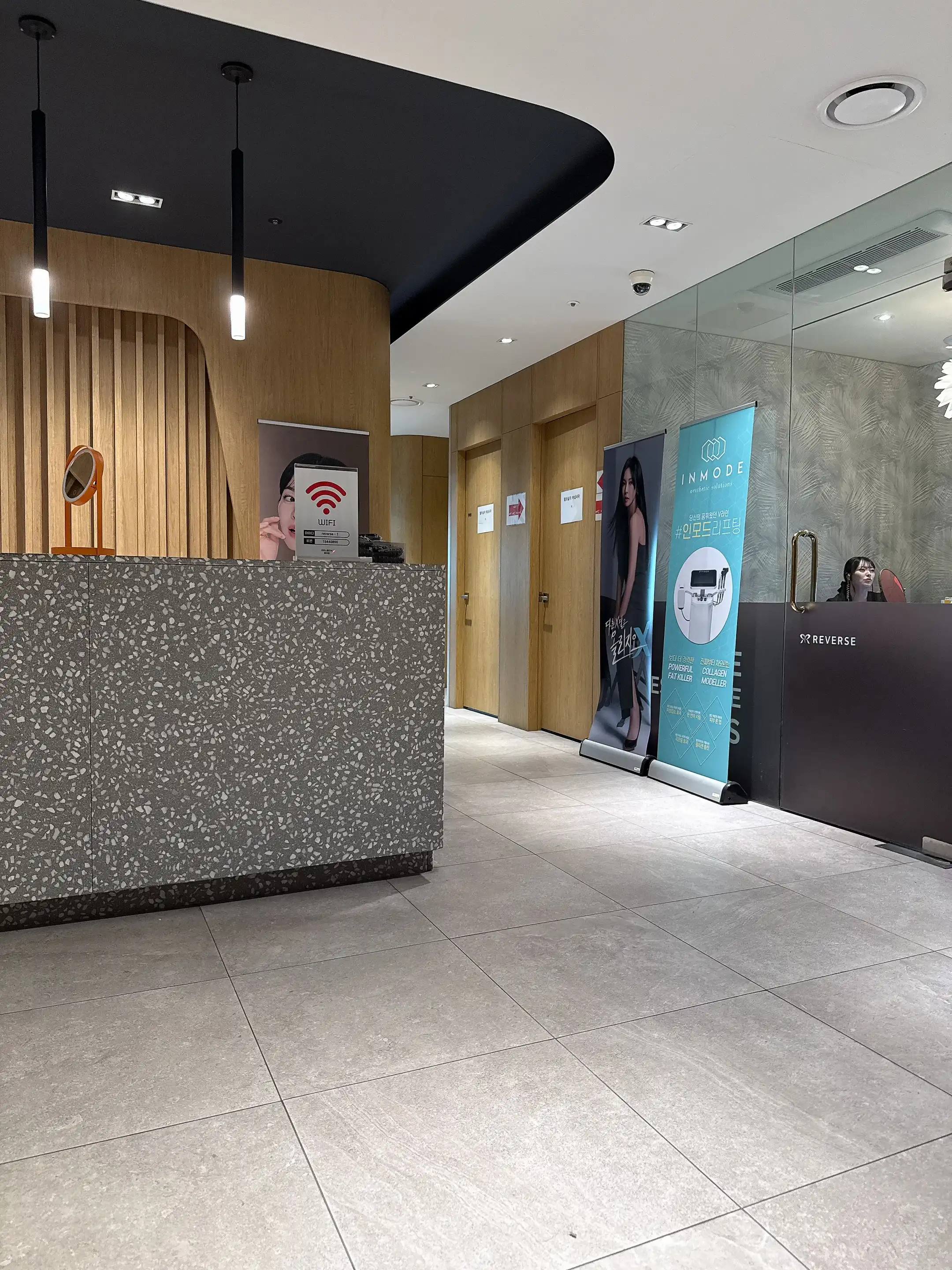 Reverse Clinic Hongdae Branch 33