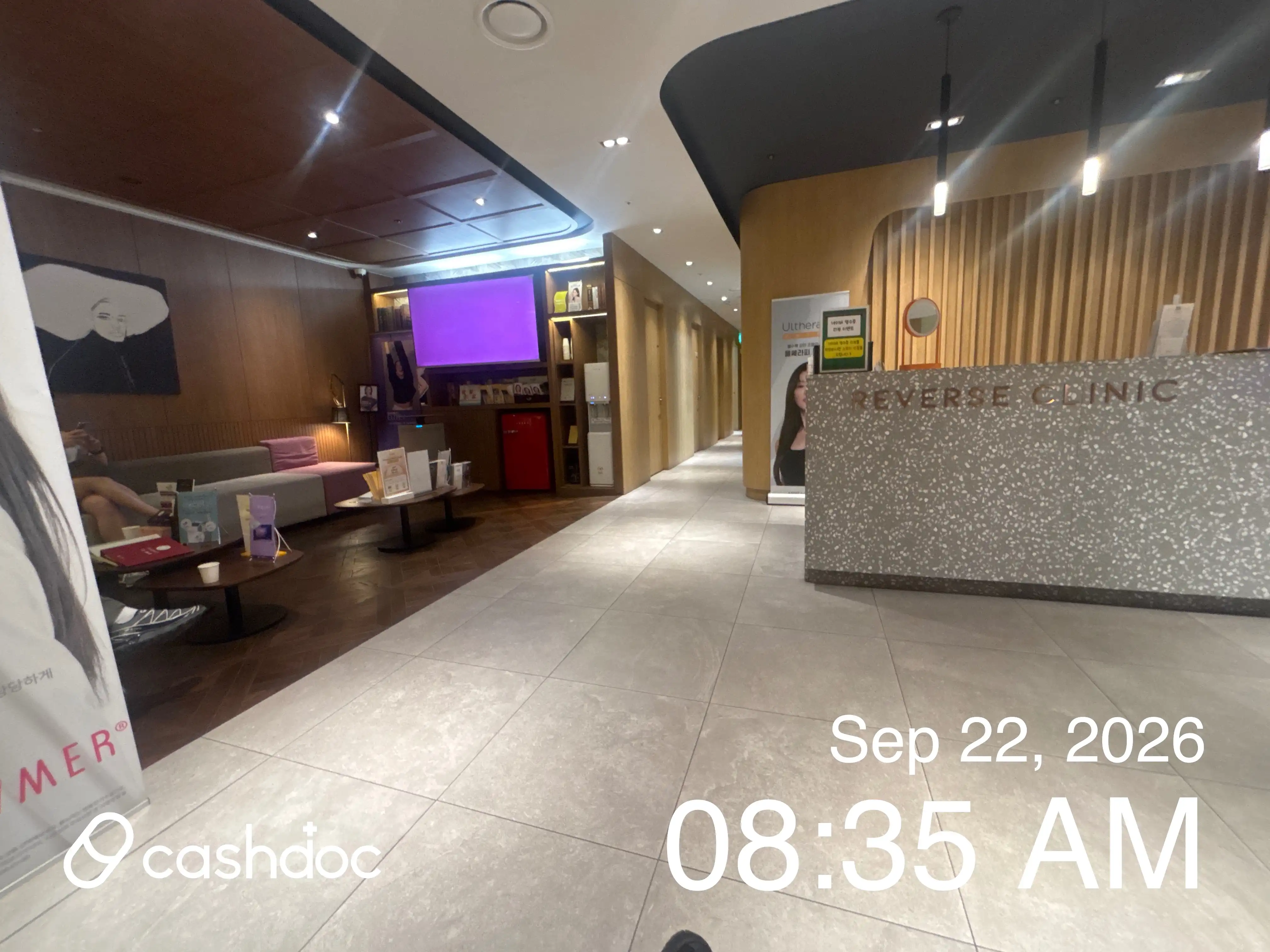 Reverse Clinic Hongdae Branch 24