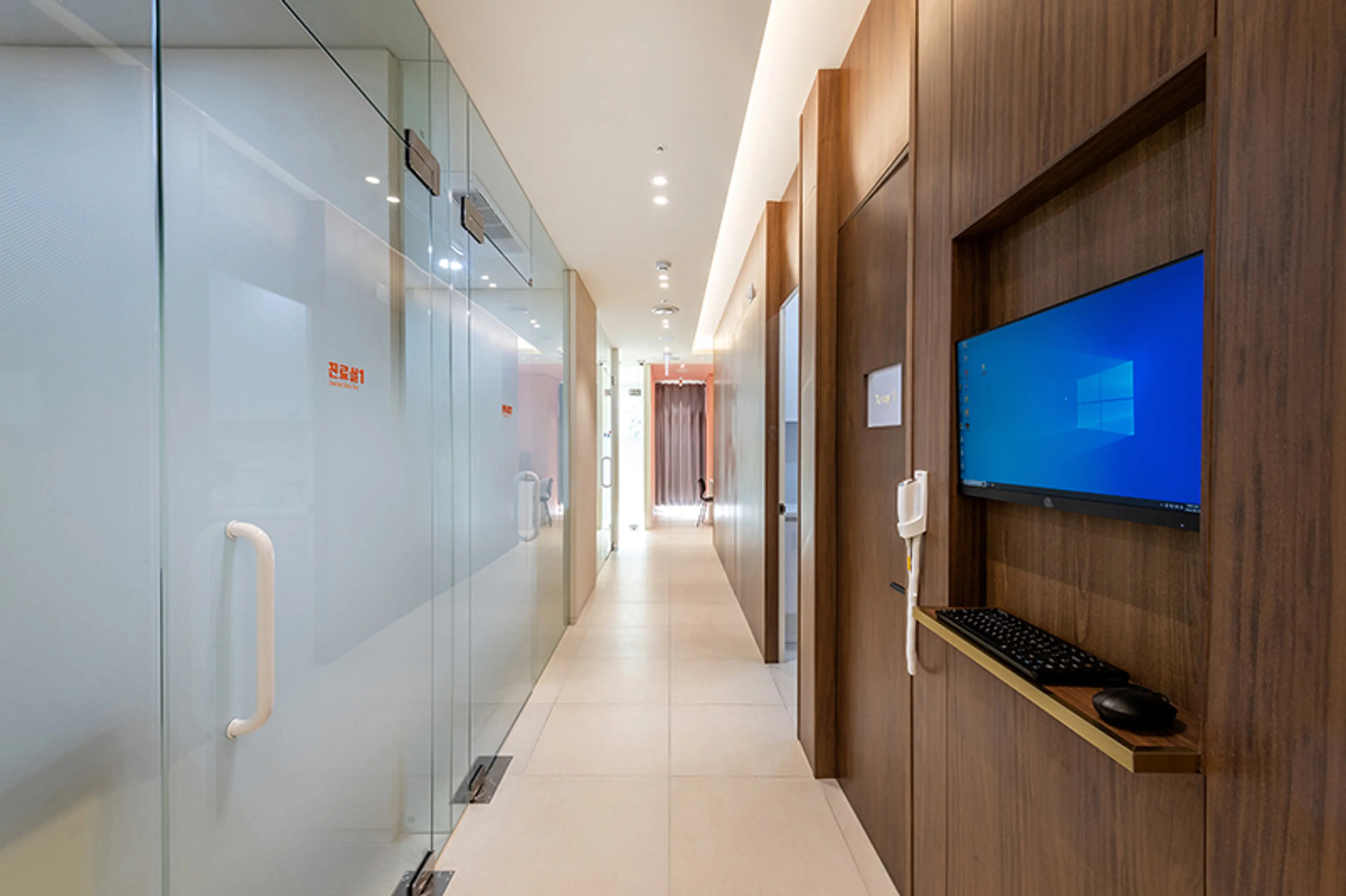 연세힐치과의원 - 15