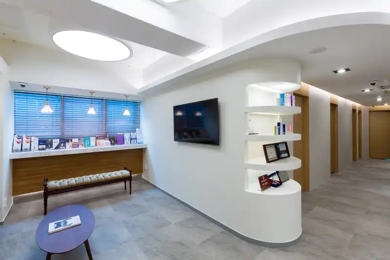 허준원엠디피부과의원 5