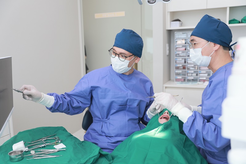 스마일디치과 - 11