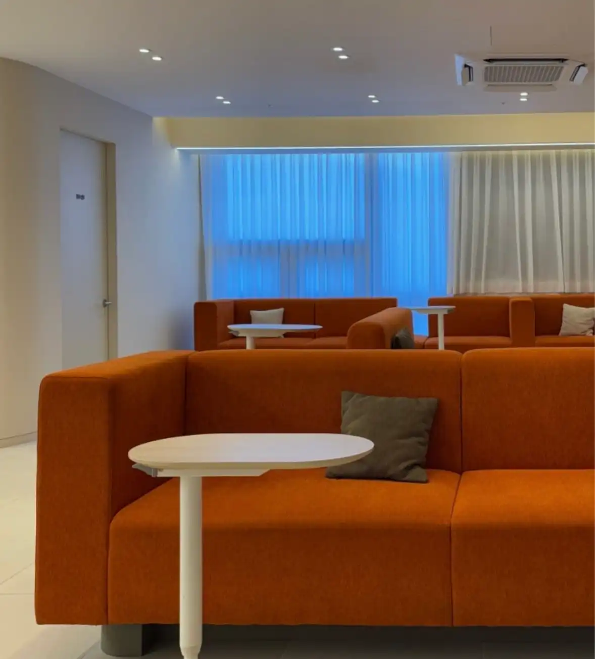 Select Dermatology Clinic 54