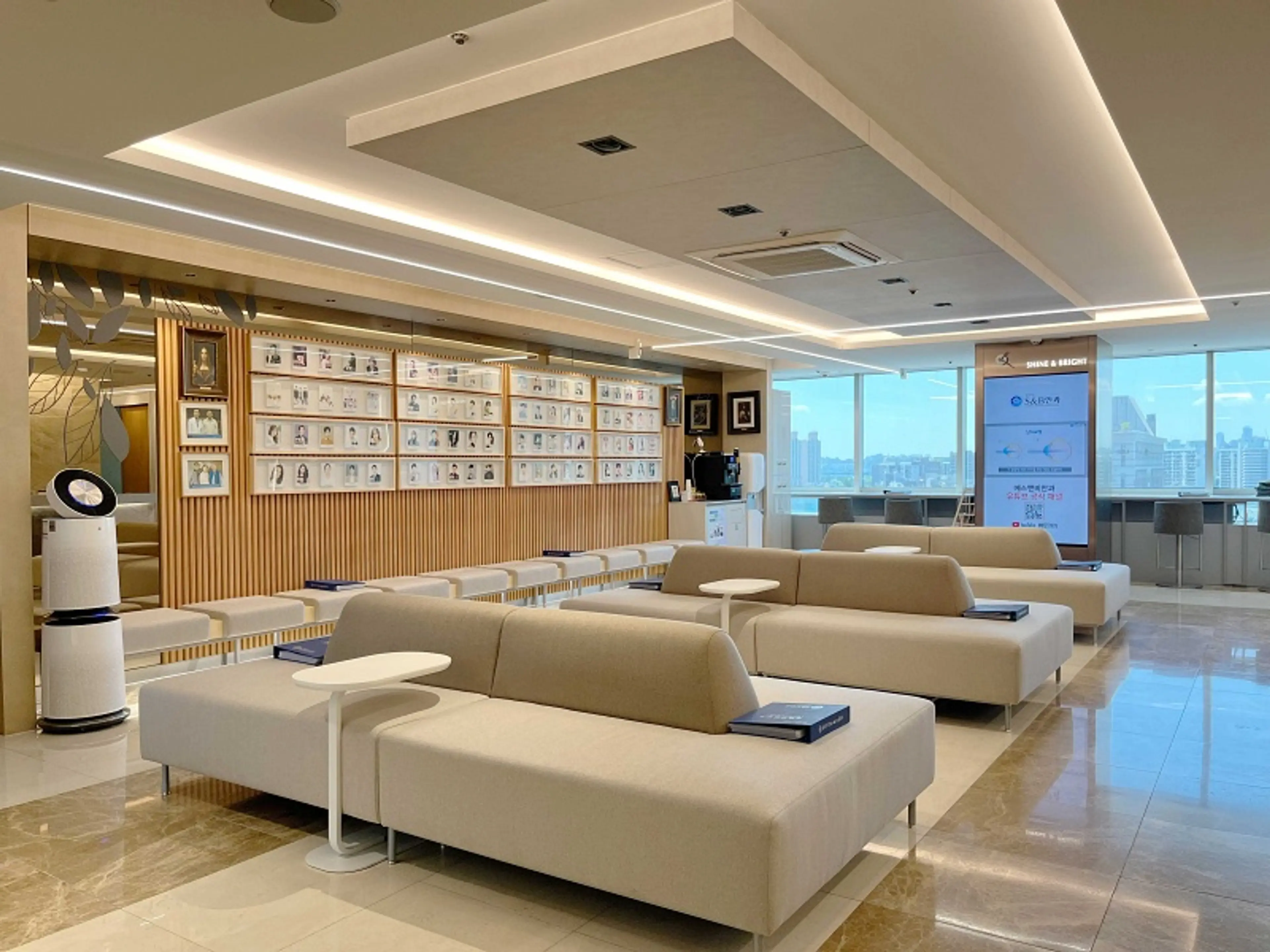 압구정에스앤비안과의원 - 9