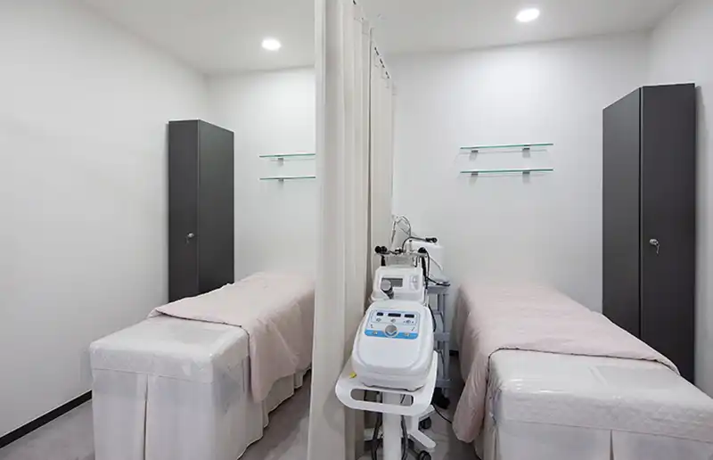 메이드영성형외과의원 6