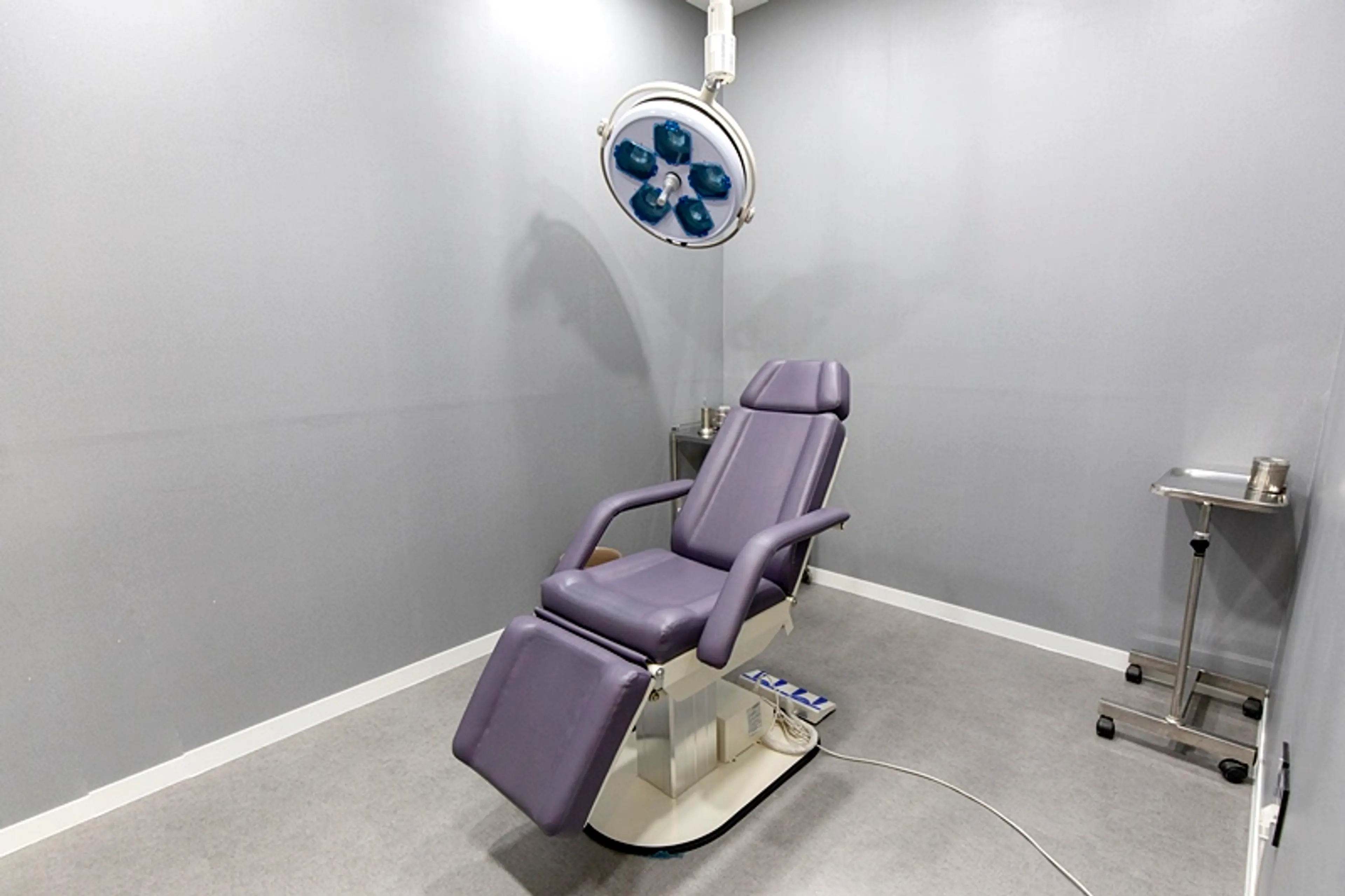 더업성형외과의원 - 11