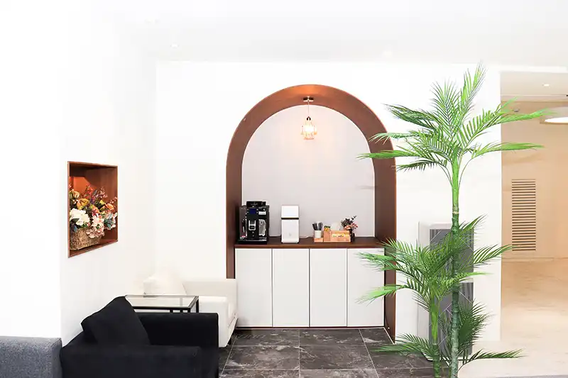 아우라성형외과의원 7