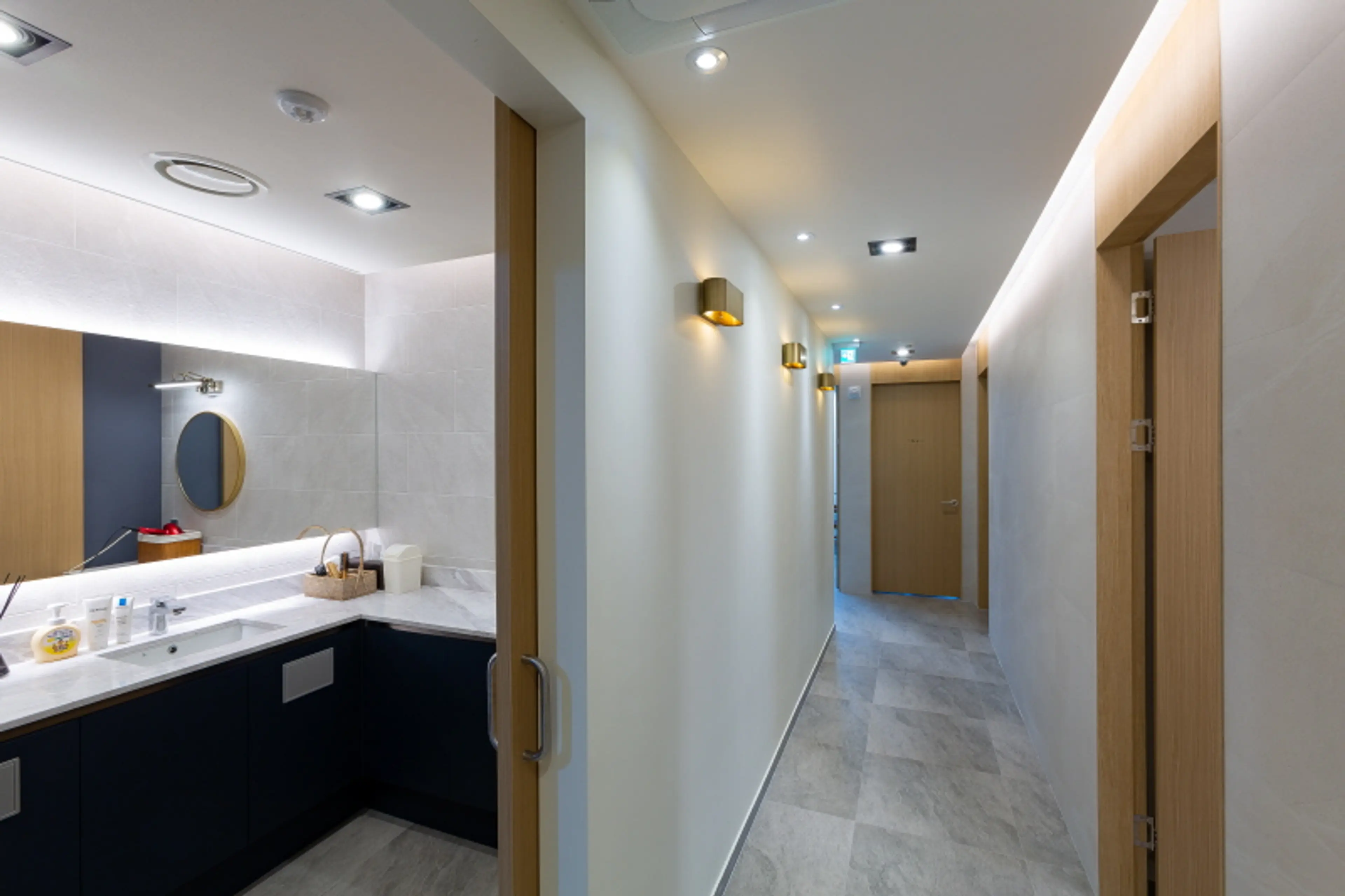 허준원MD피부과의원 - 16