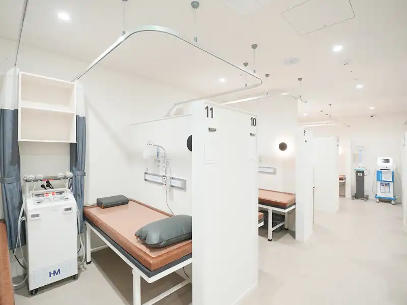 本楚楚康复医学科医院 16
