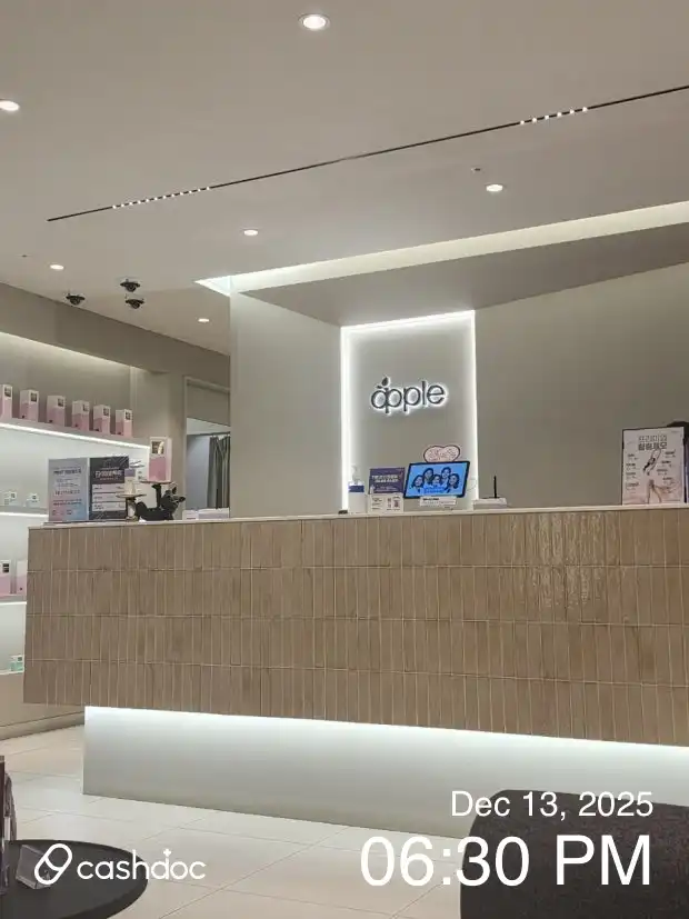 Apple Obstetrics and Gynecology Clinic 2