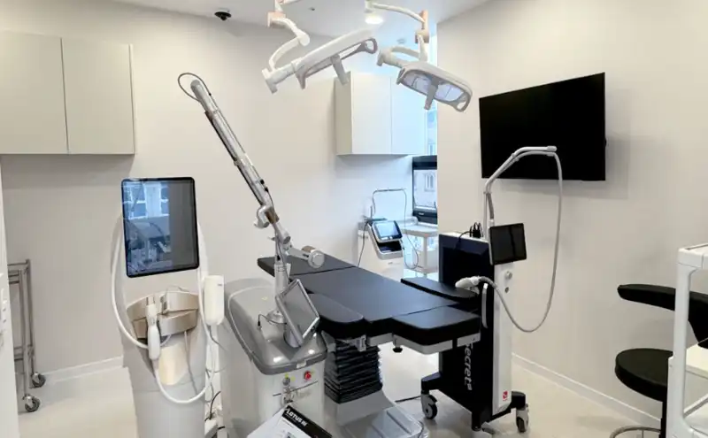 셀렉트피부과의원 13