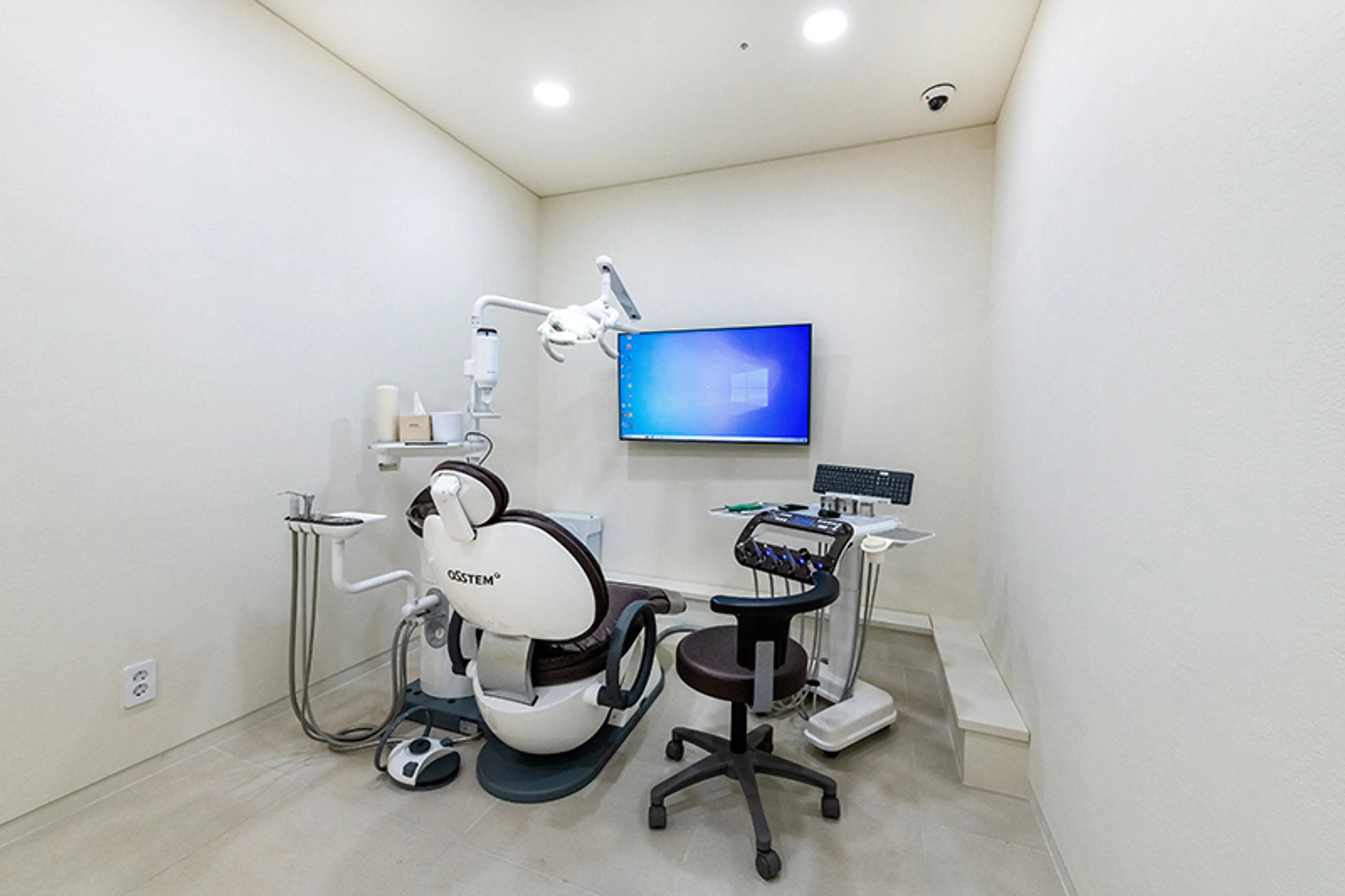 연세힐치과의원 - 17