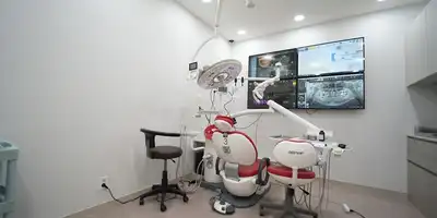 똑똑플란트치과의원 병원 정보 이미지