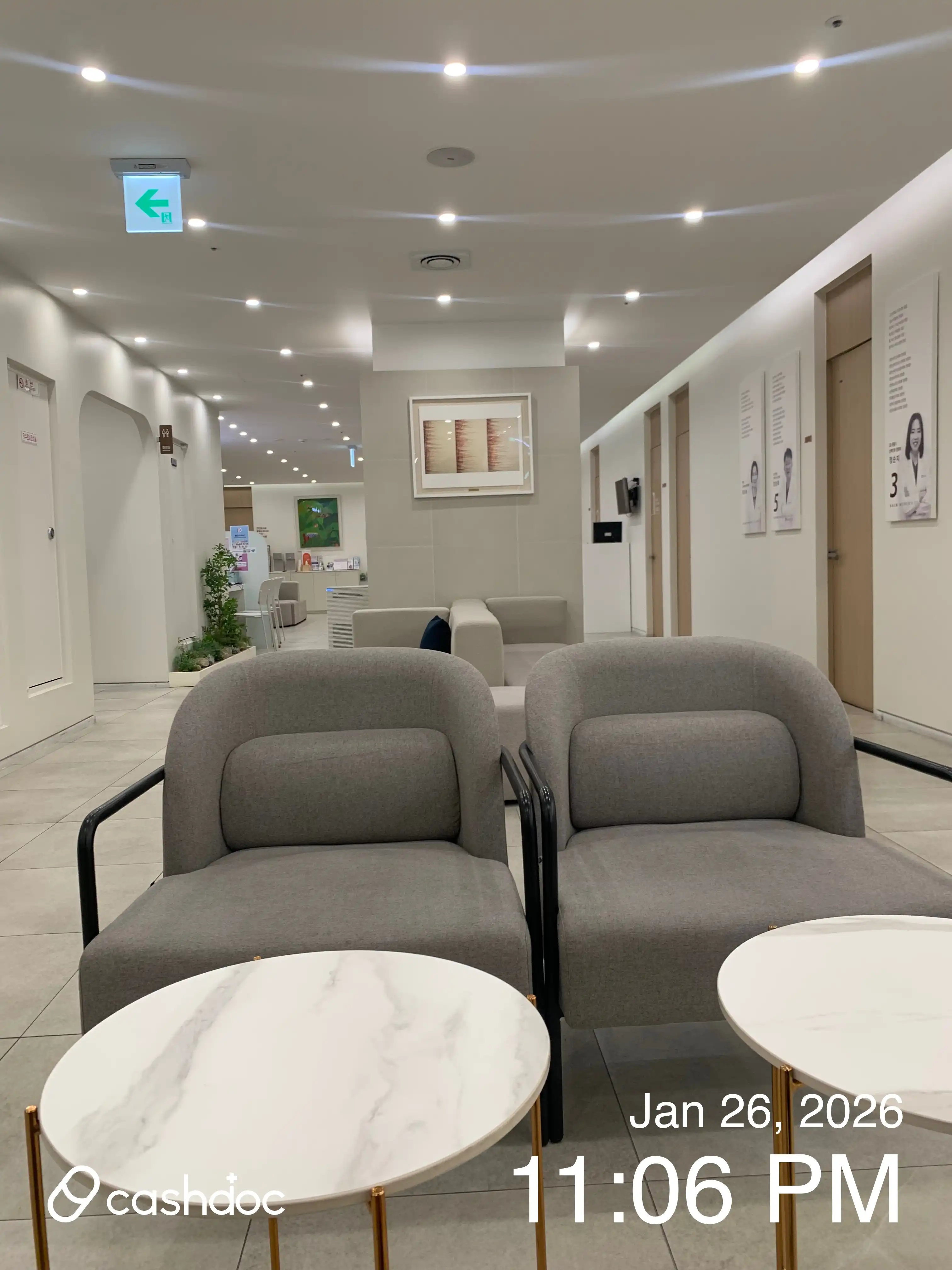 Raum Obstetrics and Gynecology Clinic 1