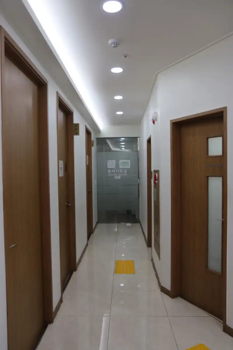 케이플러스청담의원 14