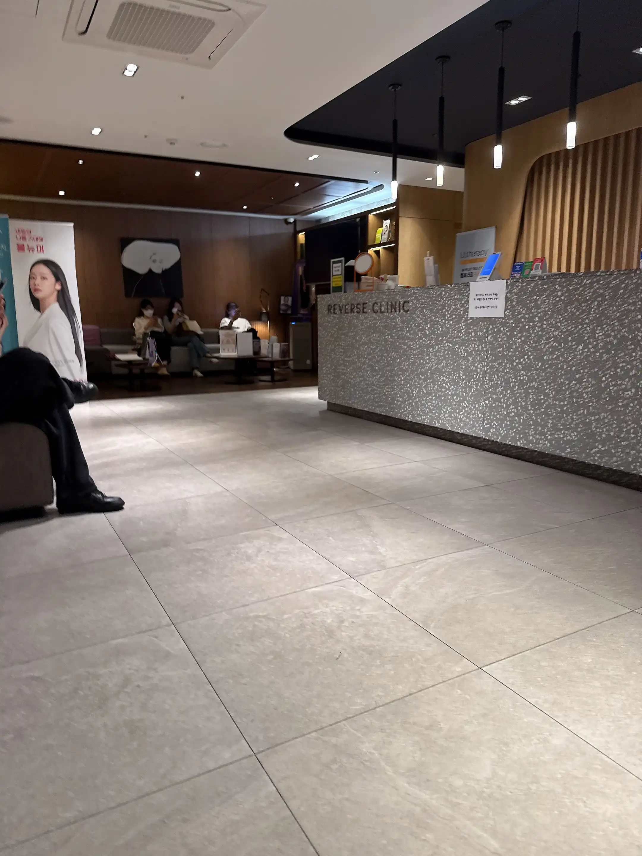 Reverse Clinic Hongdae Branch 34