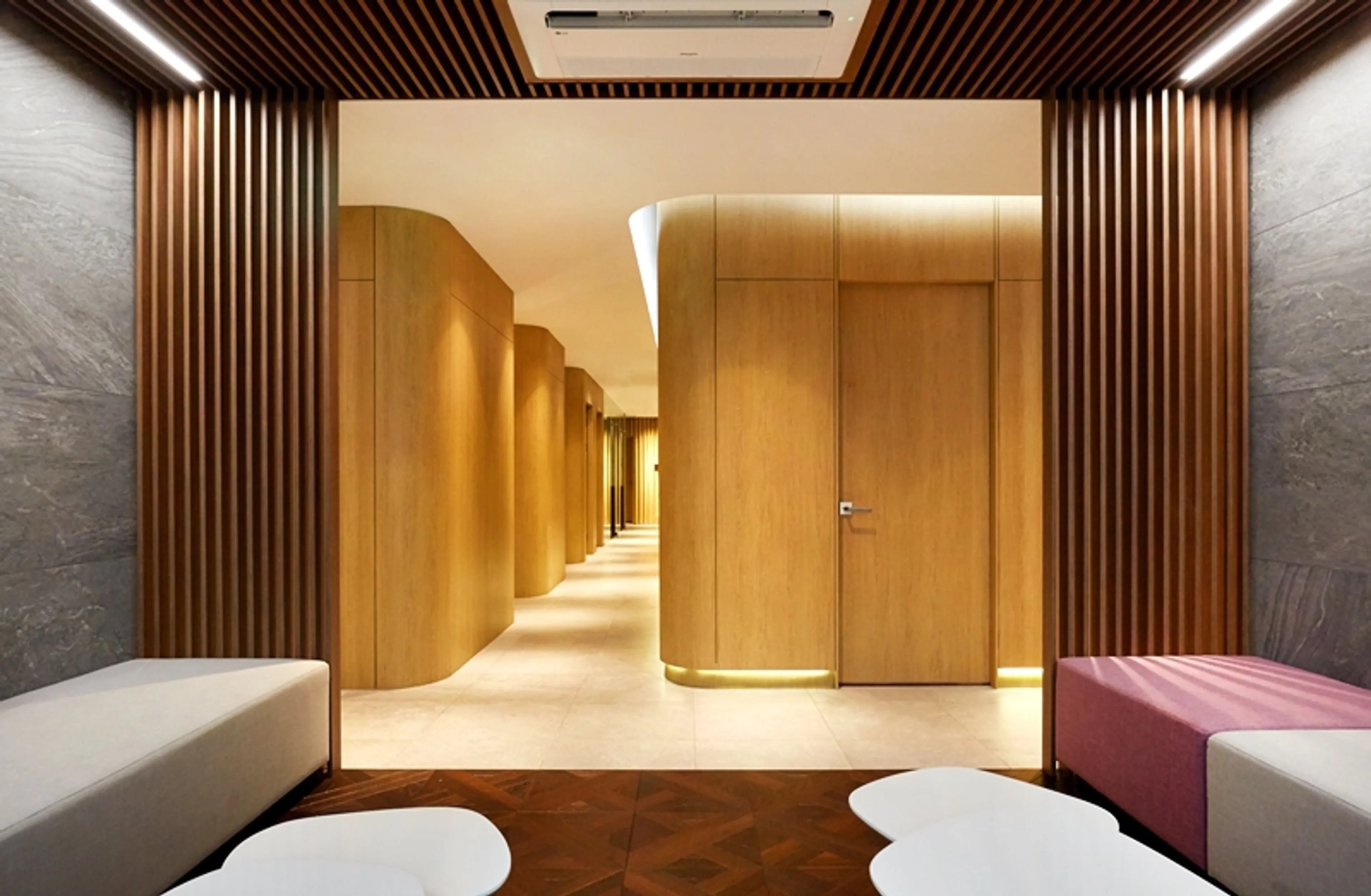 리버스의원 홍대입구역 - 5