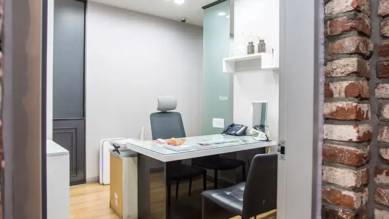 Apple Obstetrics and Gynecology Clinic 6