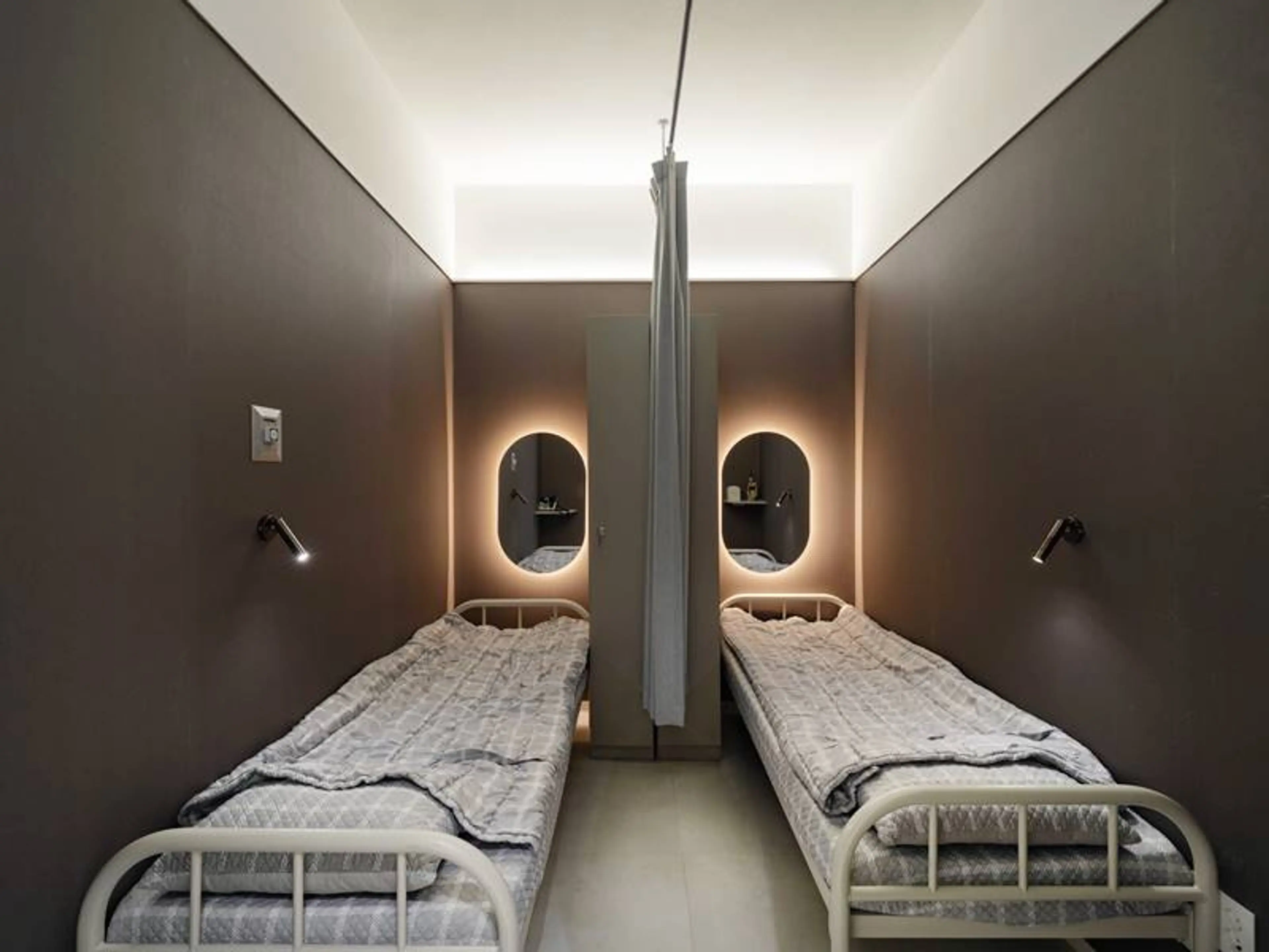 아너스티성형외과 - 5