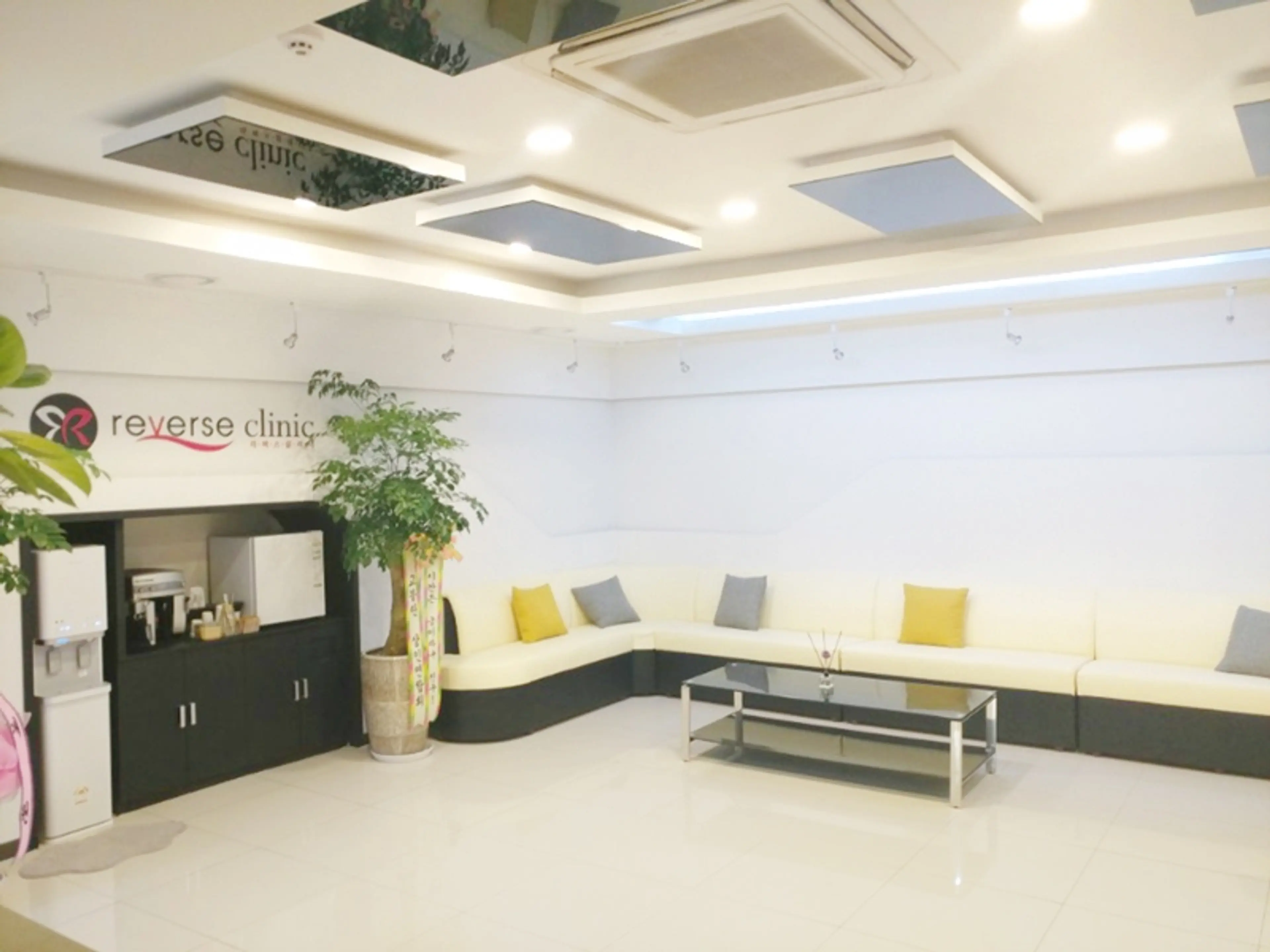 리버스의원 인천구월 터미널역 - 4