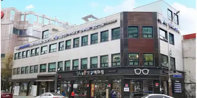 라이브치과병원 서울강남 병원 정보 이미지