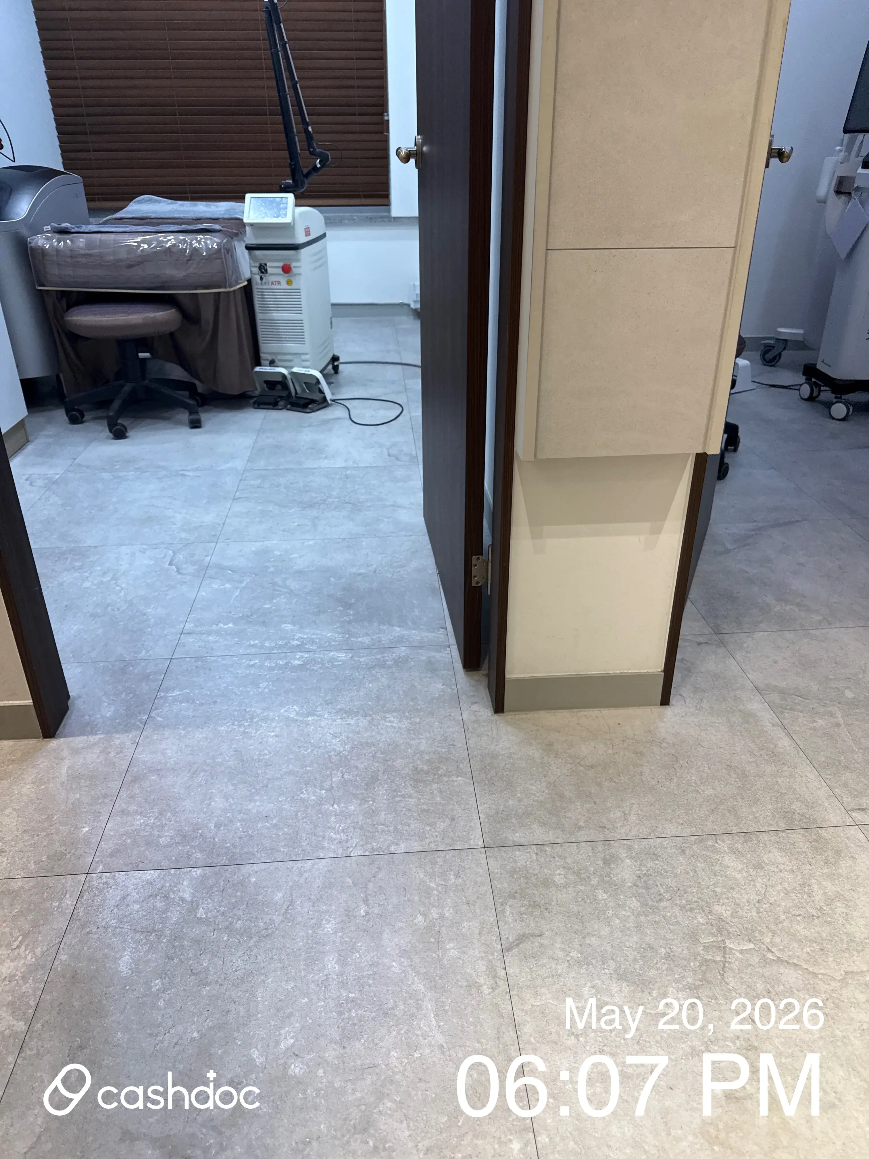 メイピュア医院 スウォンヨントン店 82