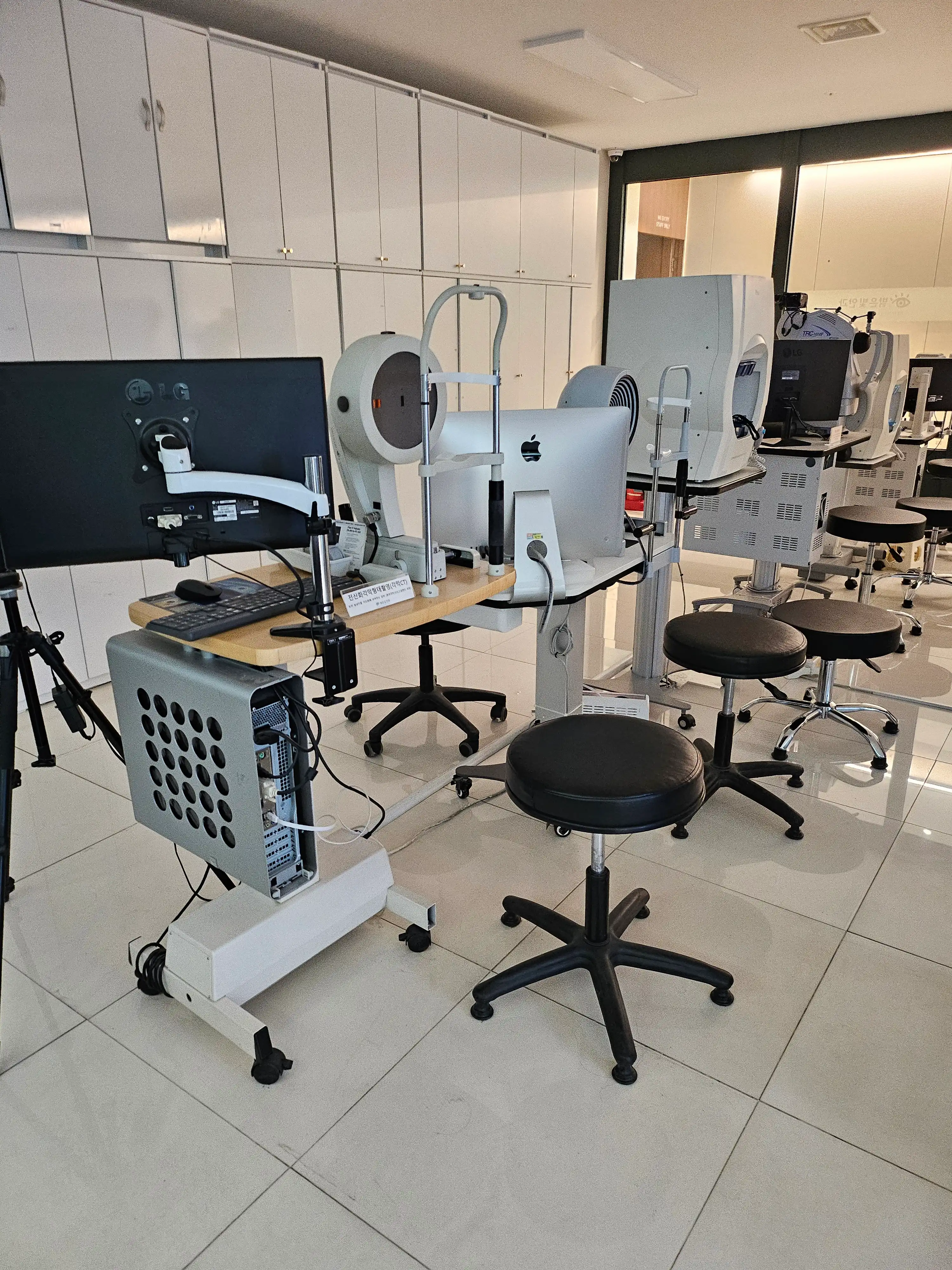 Bright Light Eye Clinic 3