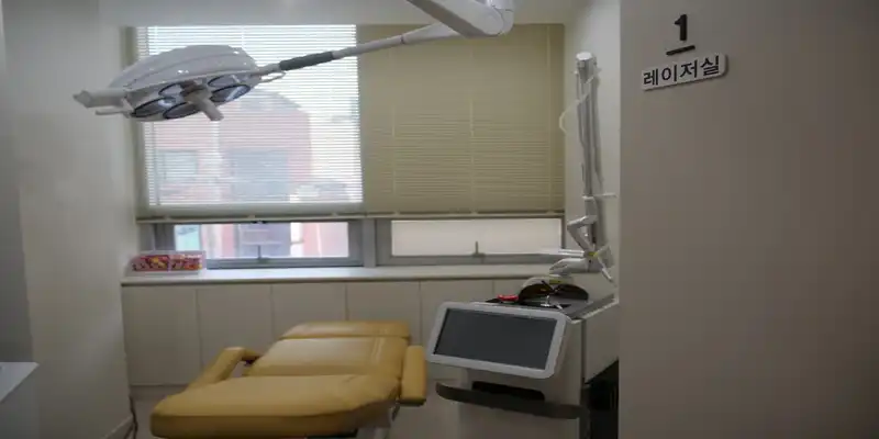 장덕피부성형센터 11