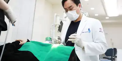 Ceramic Dental Clinic 병원 정보 이미지