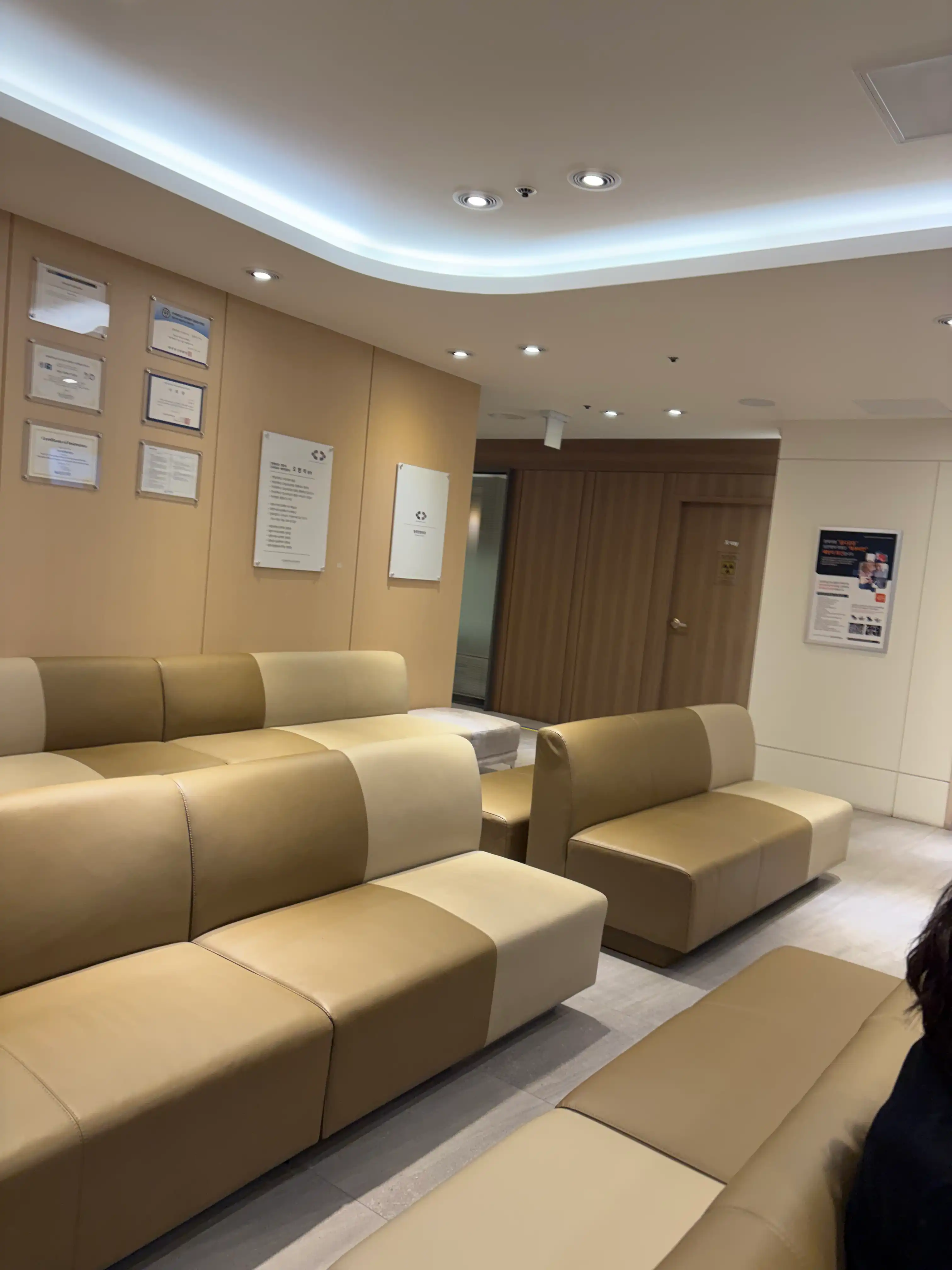 兄弟整形外科医院 3