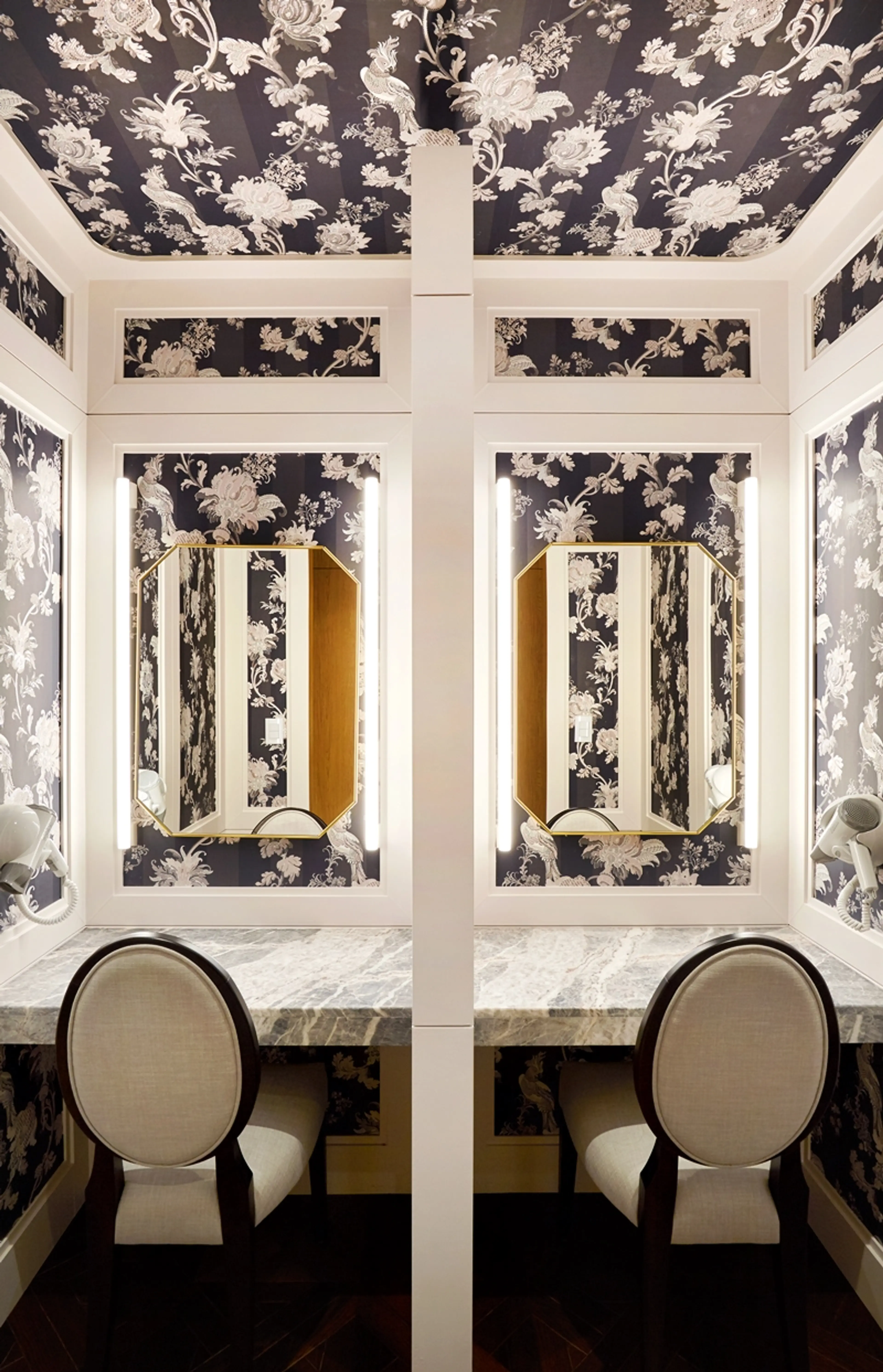 리버스의원 홍대입구역 - 7