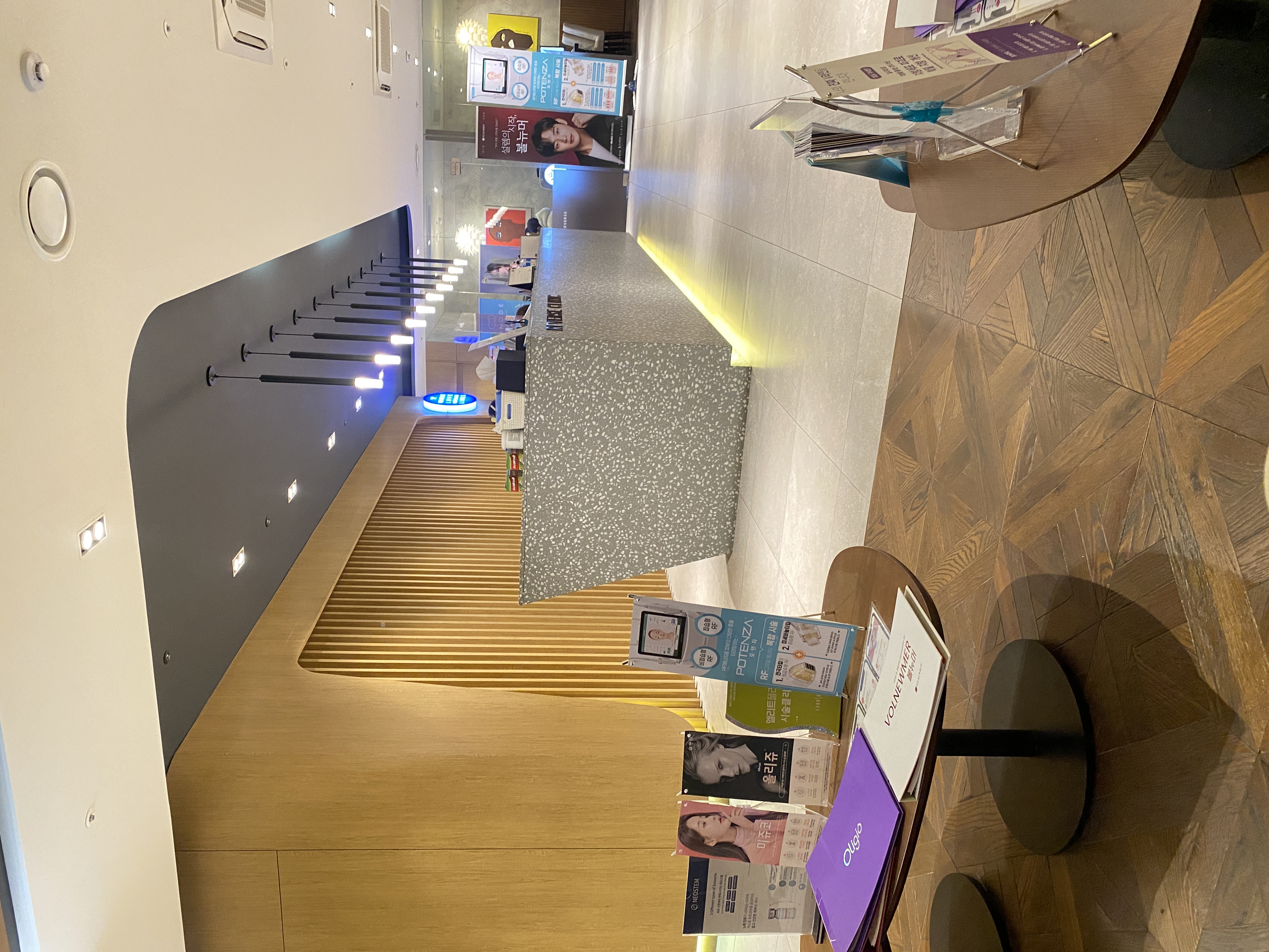 리버스클리닉 홍대점 병원 정보 이미지