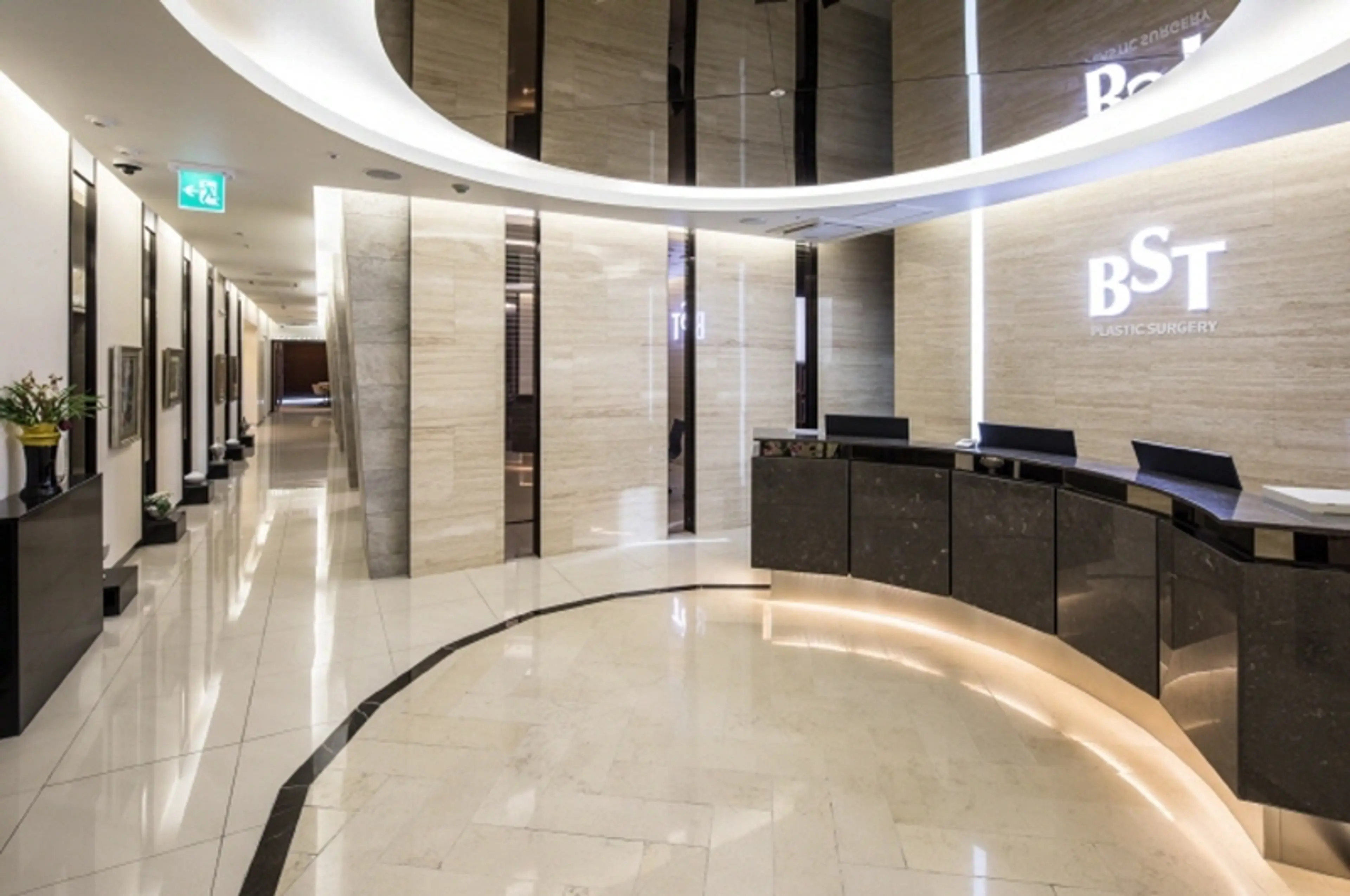 비에스티성형외과 - 1