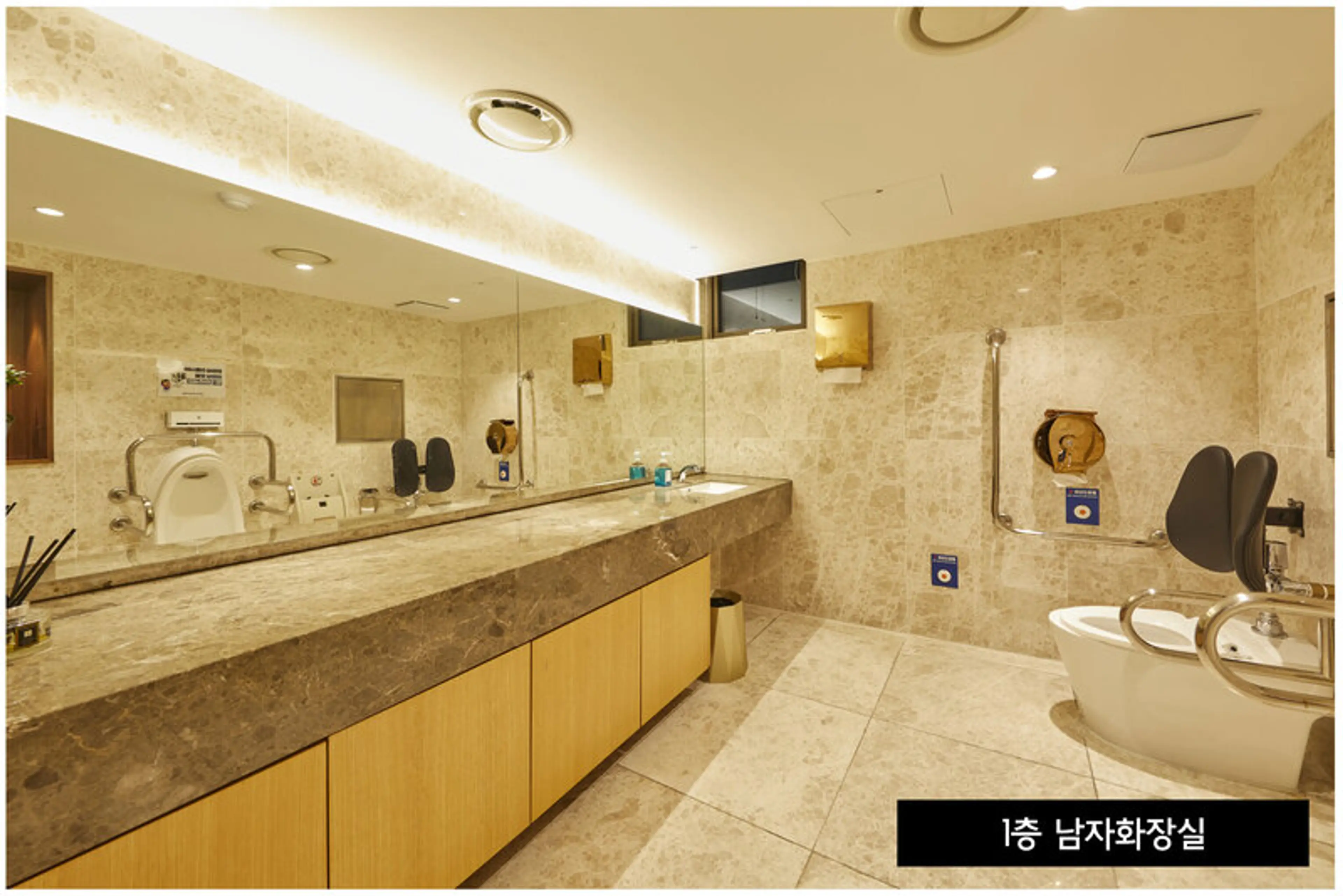 라이브치과병원 - 26