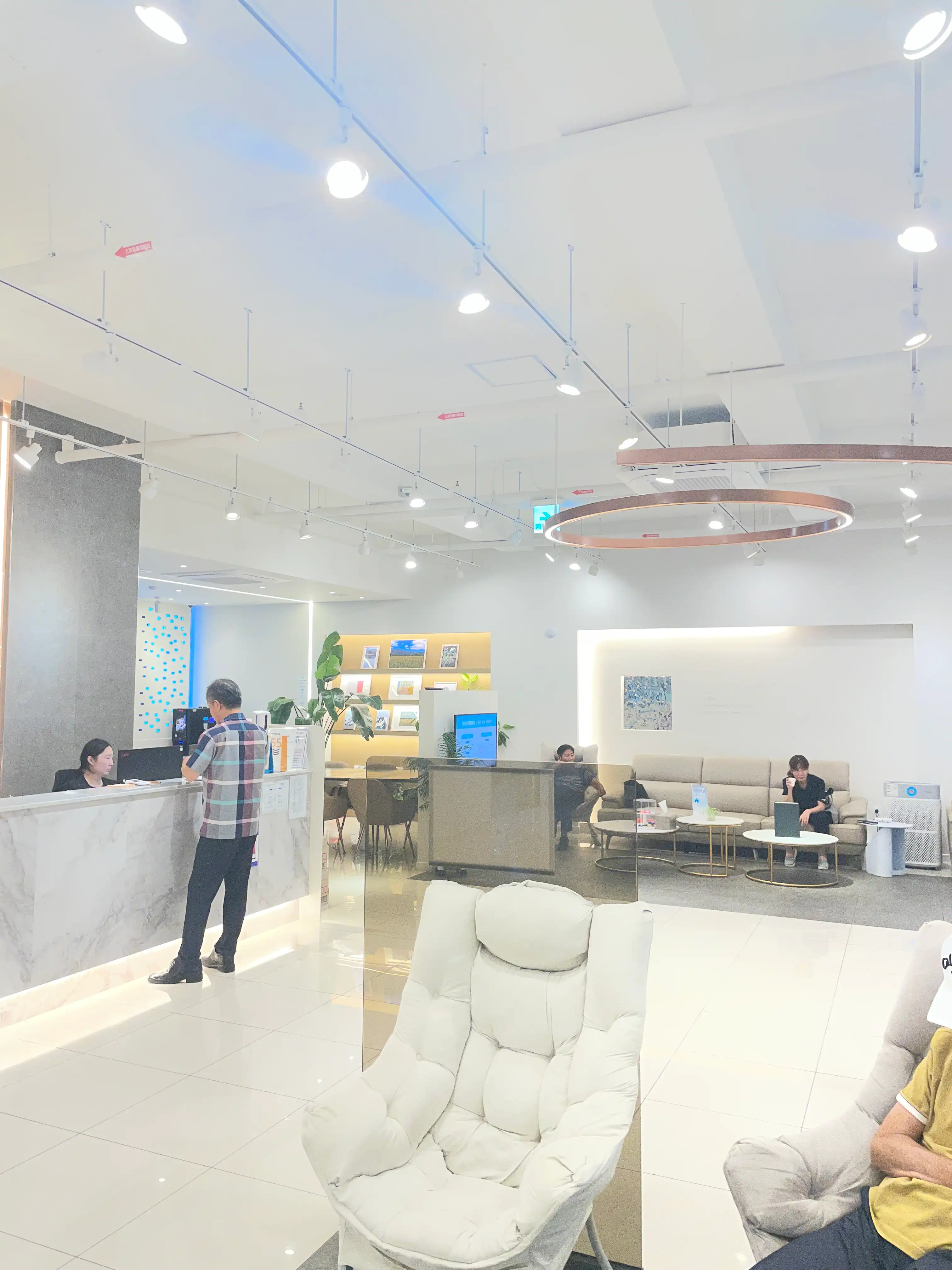 55 Plant Dental Clinic 5