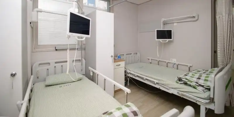 The K Busan Hospital 8