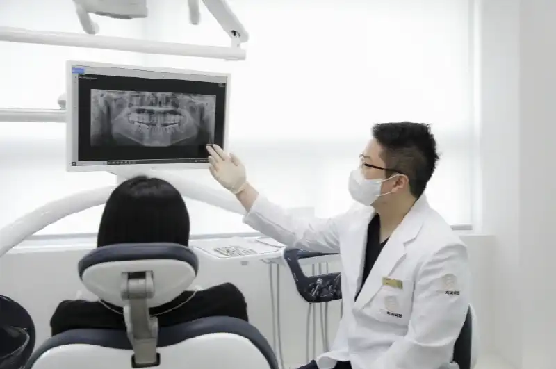 굿센치과의원 4