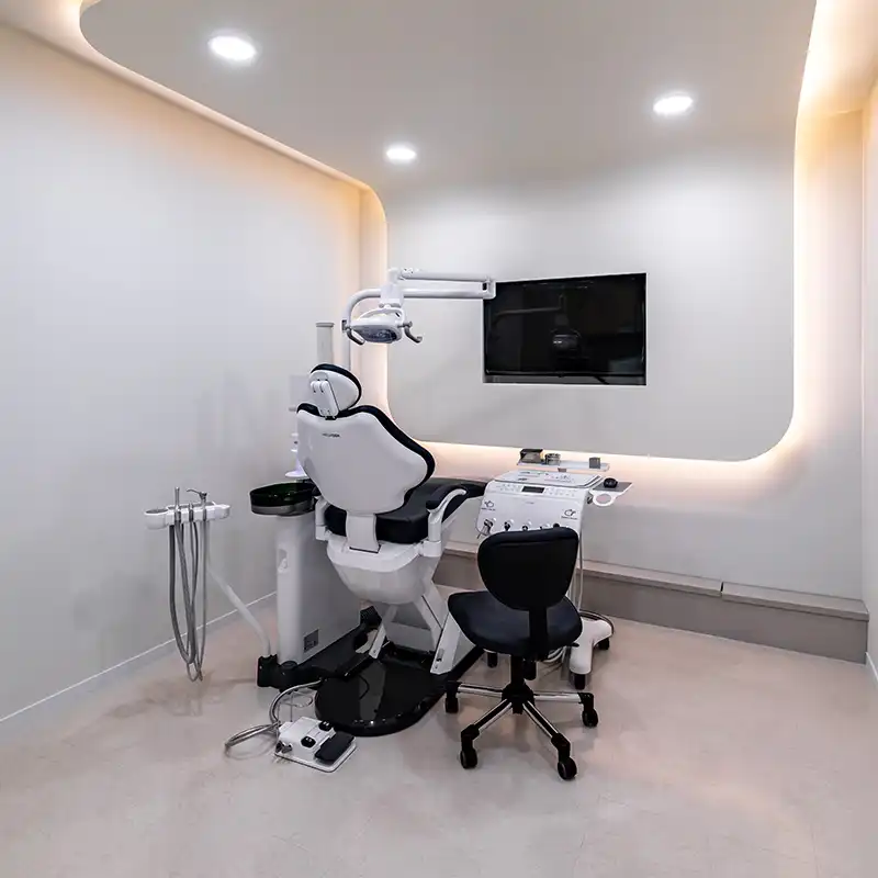 Sangnok First Dental Clinic 12