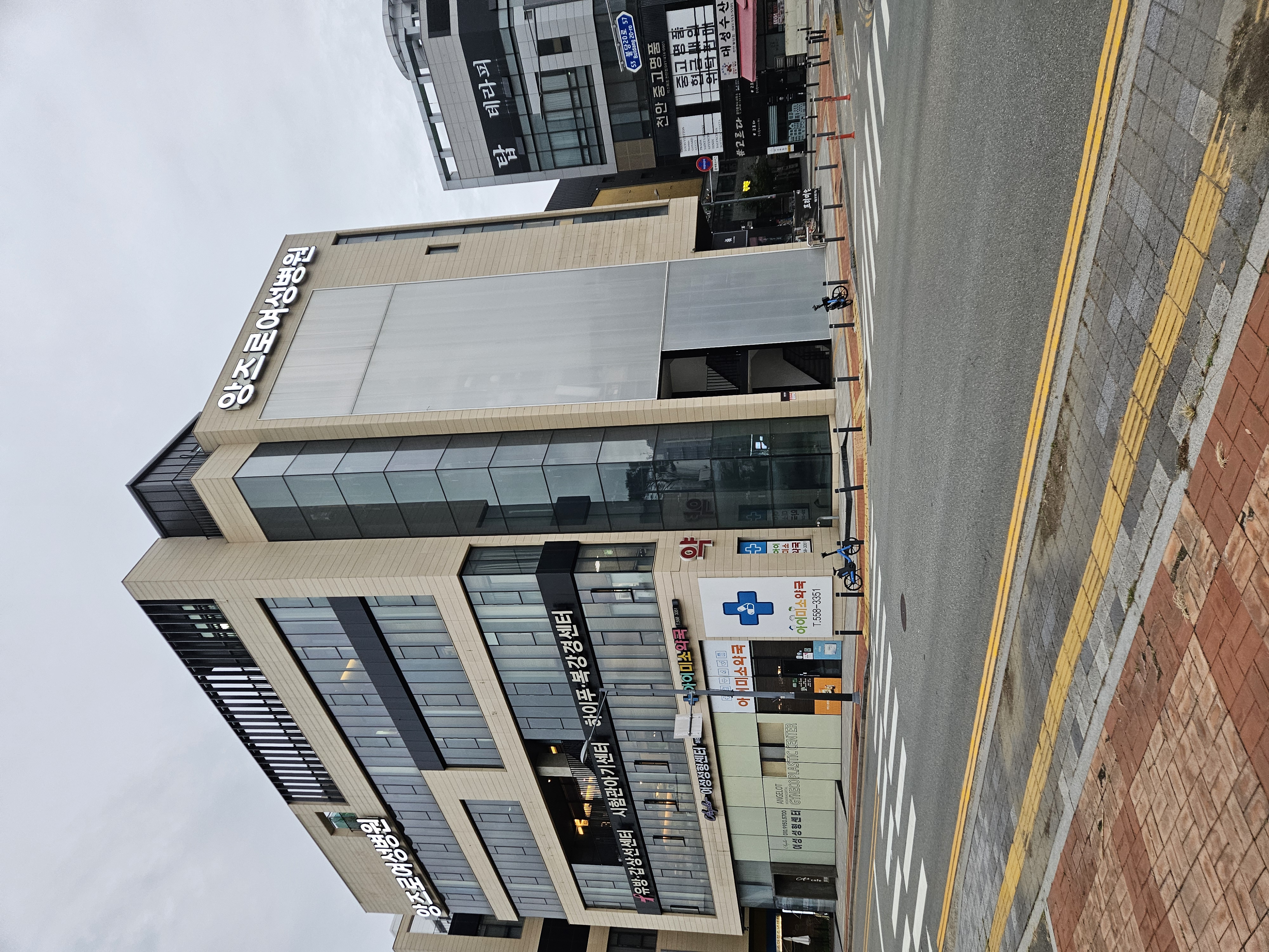 Angju Women's Hospital 3