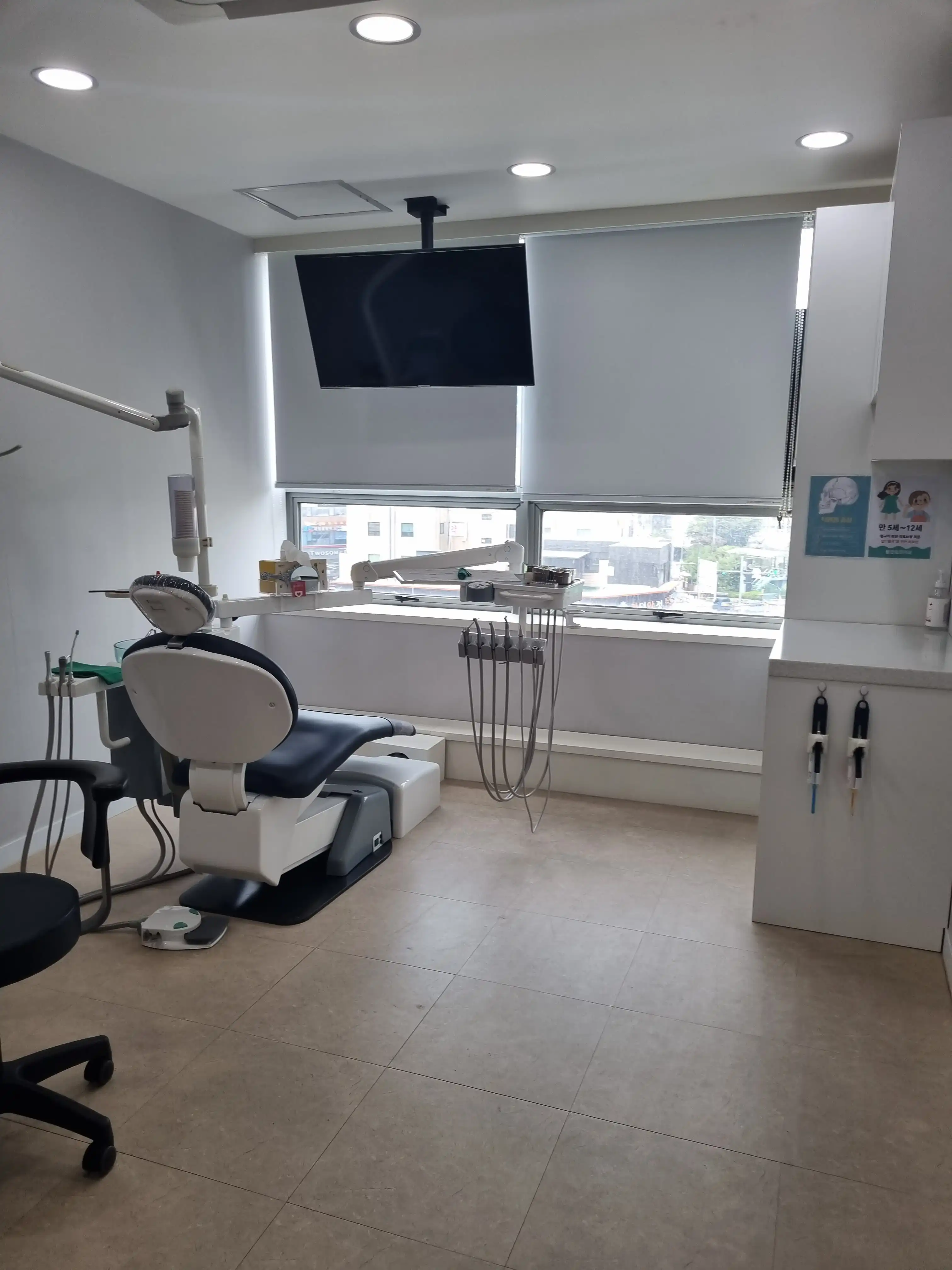Plant Inch Dental Clinic 18
