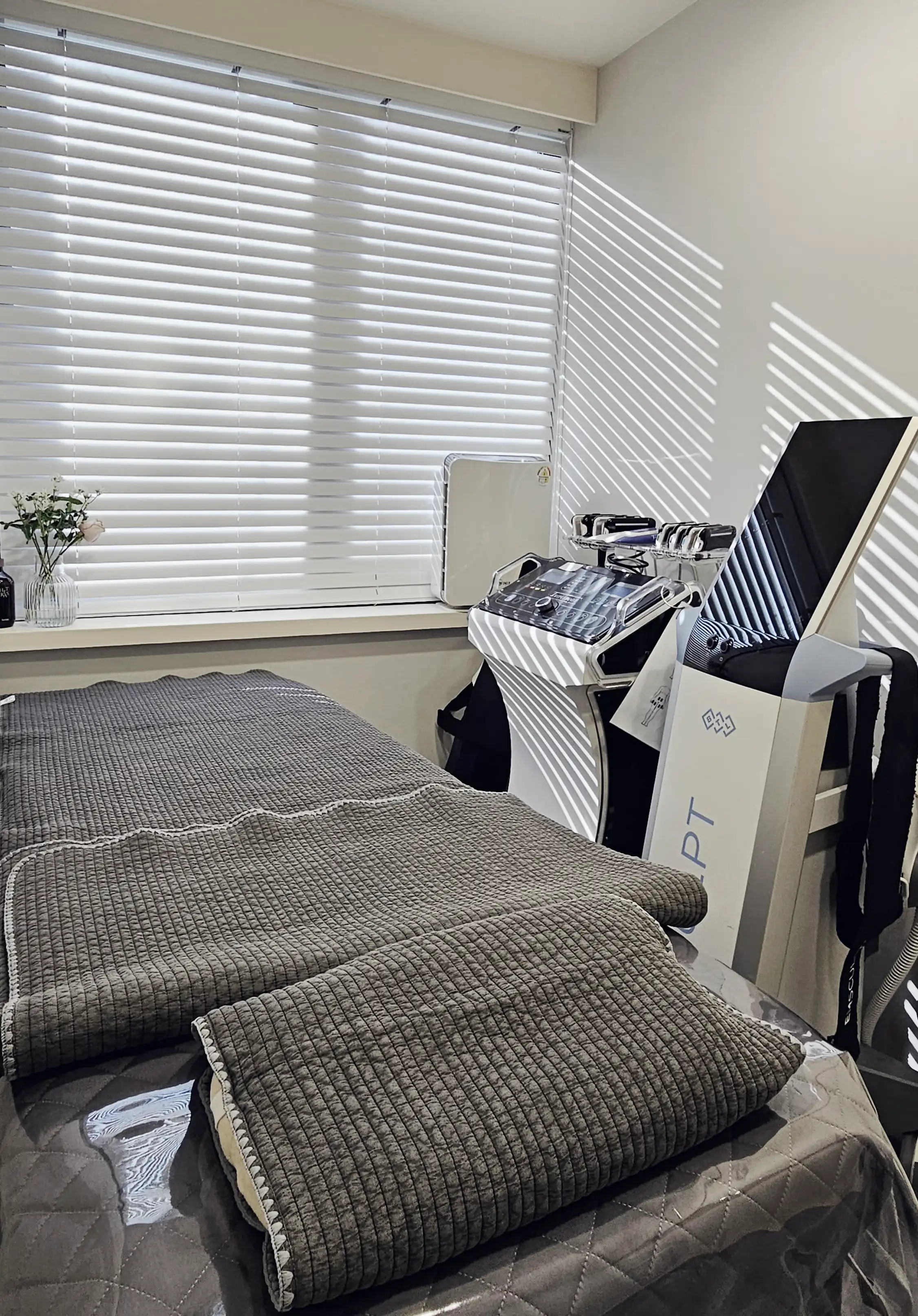 Cheongdam Jasmine Line Clinic 4