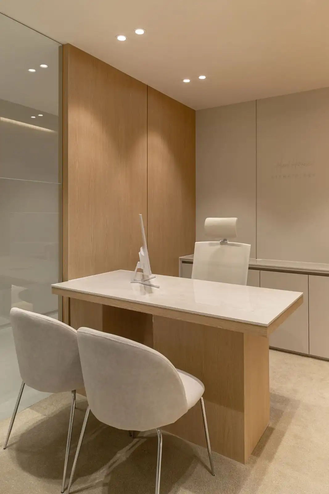 Hillhouse Dermatology Daegu Branch 12